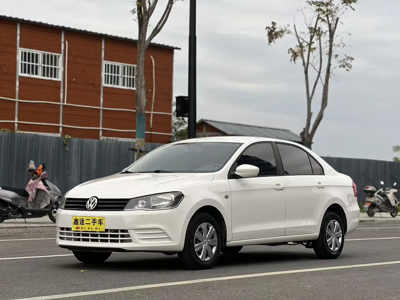 Volkswagen Jetta  из Китая