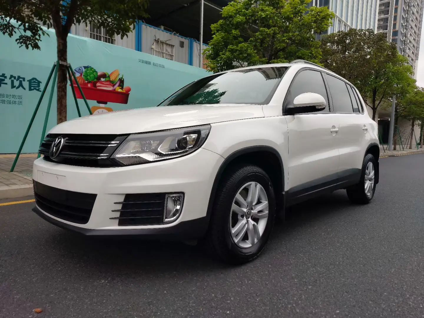 Volkswagen Tiguan  из Китая