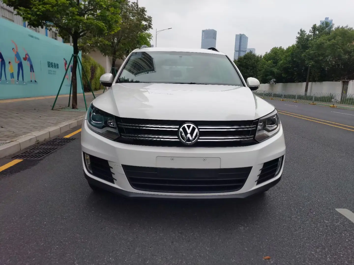 Volkswagen Tiguan  из Китая