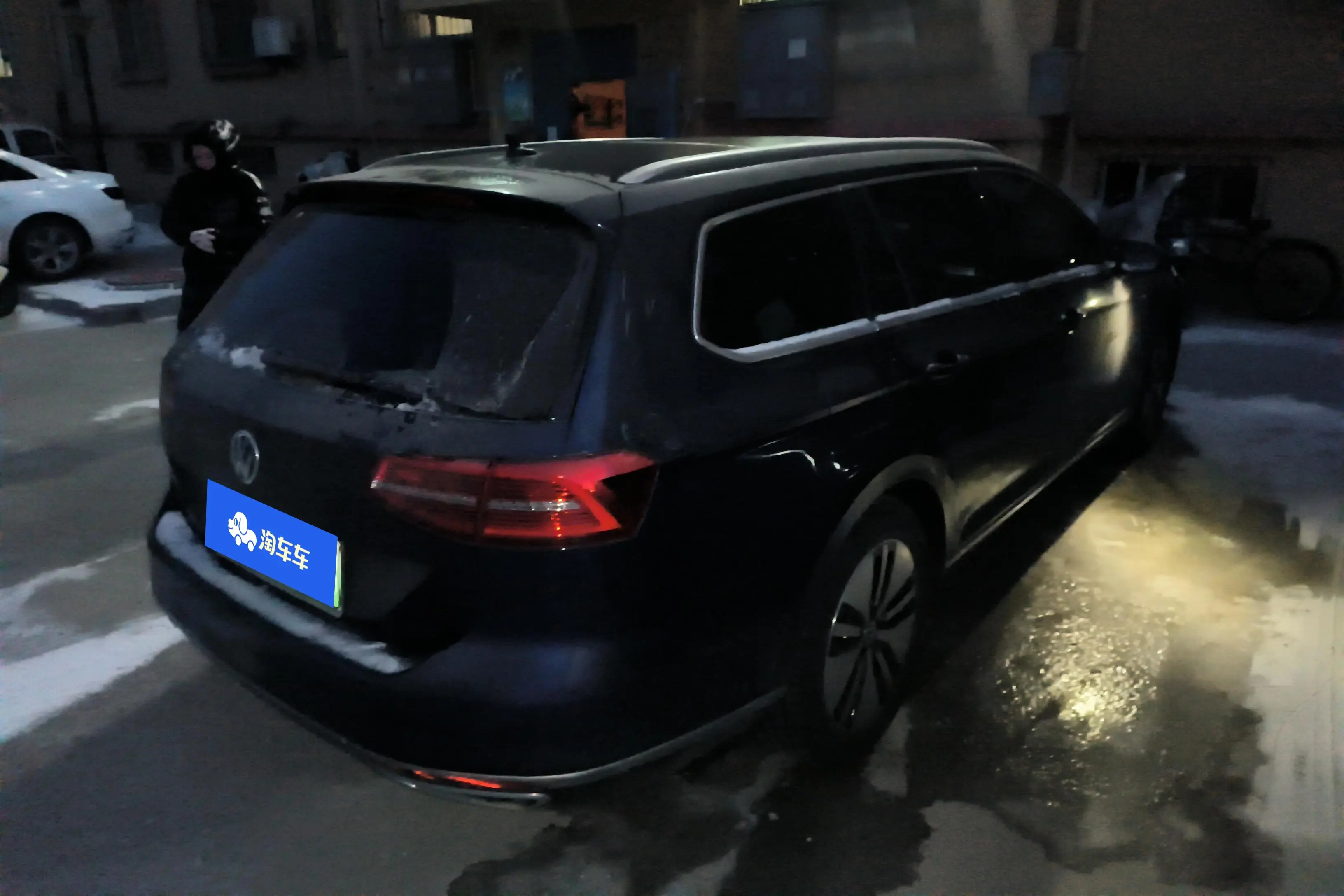 Volkswagen Weilan PHEV  из Китая