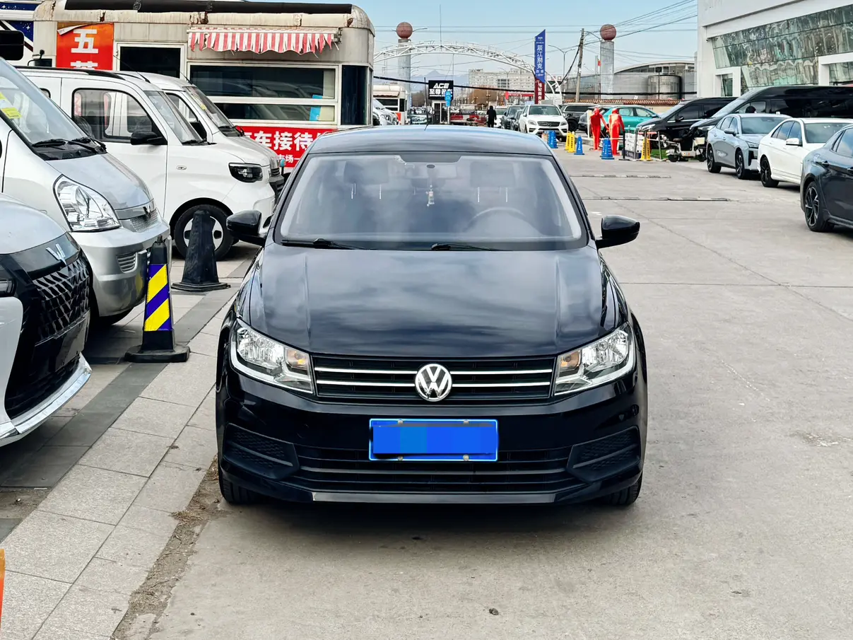 Volkswagen Santana  из Китая
