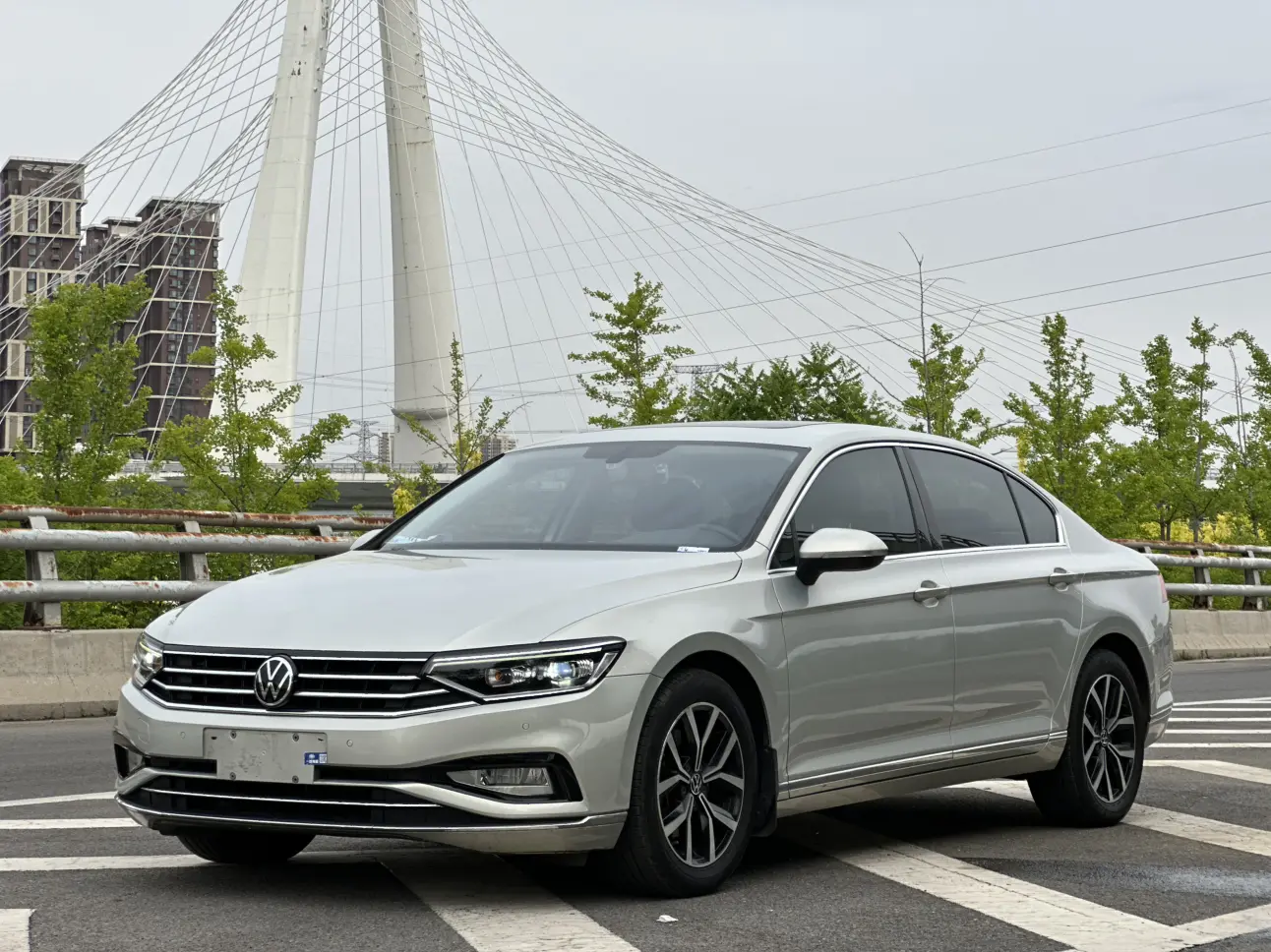 Volkswagen Magotan  из Китая
