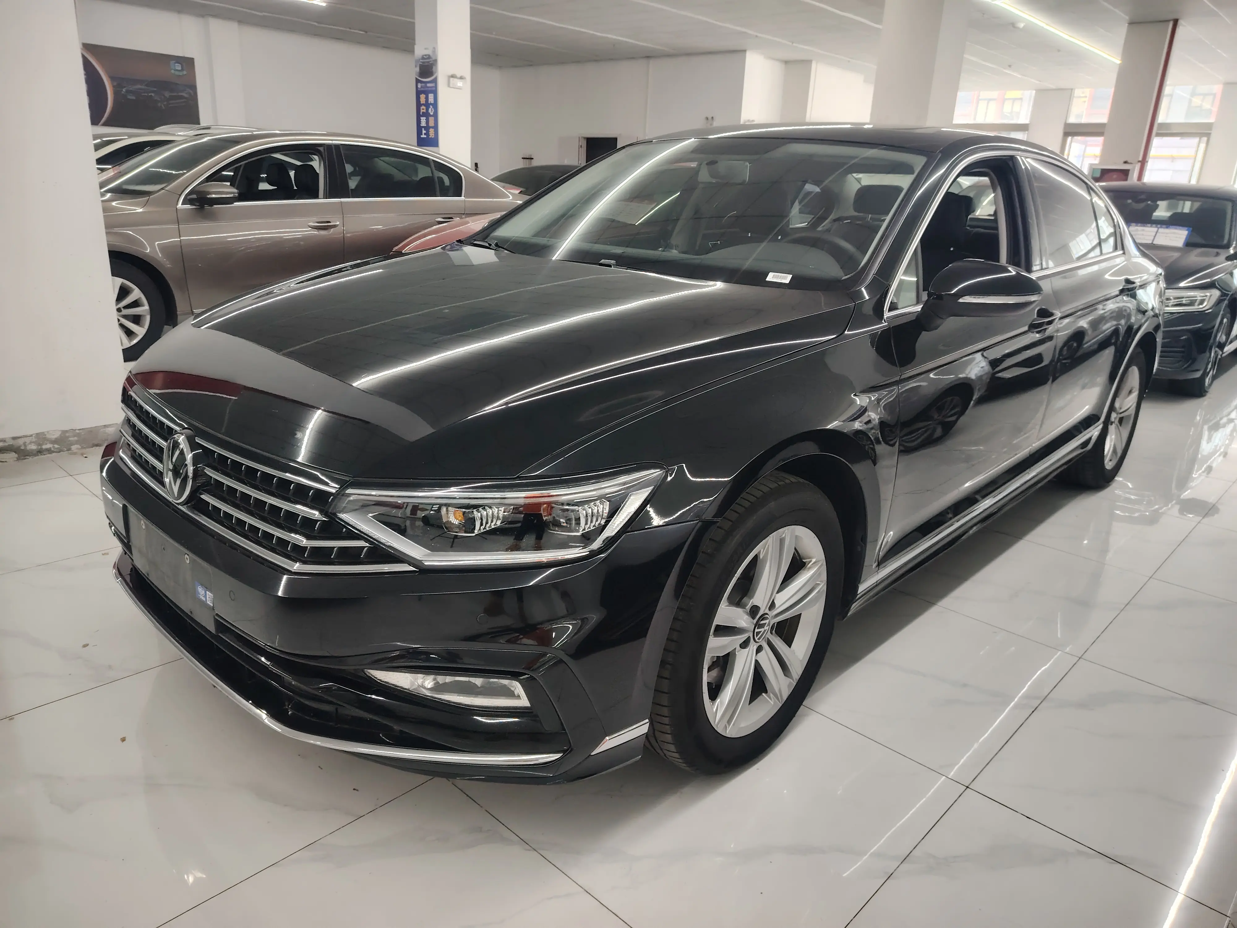 Volkswagen Magotan  из Китая