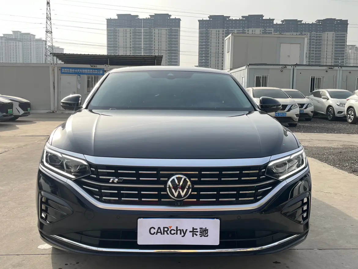Volkswagen Passat  из Китая