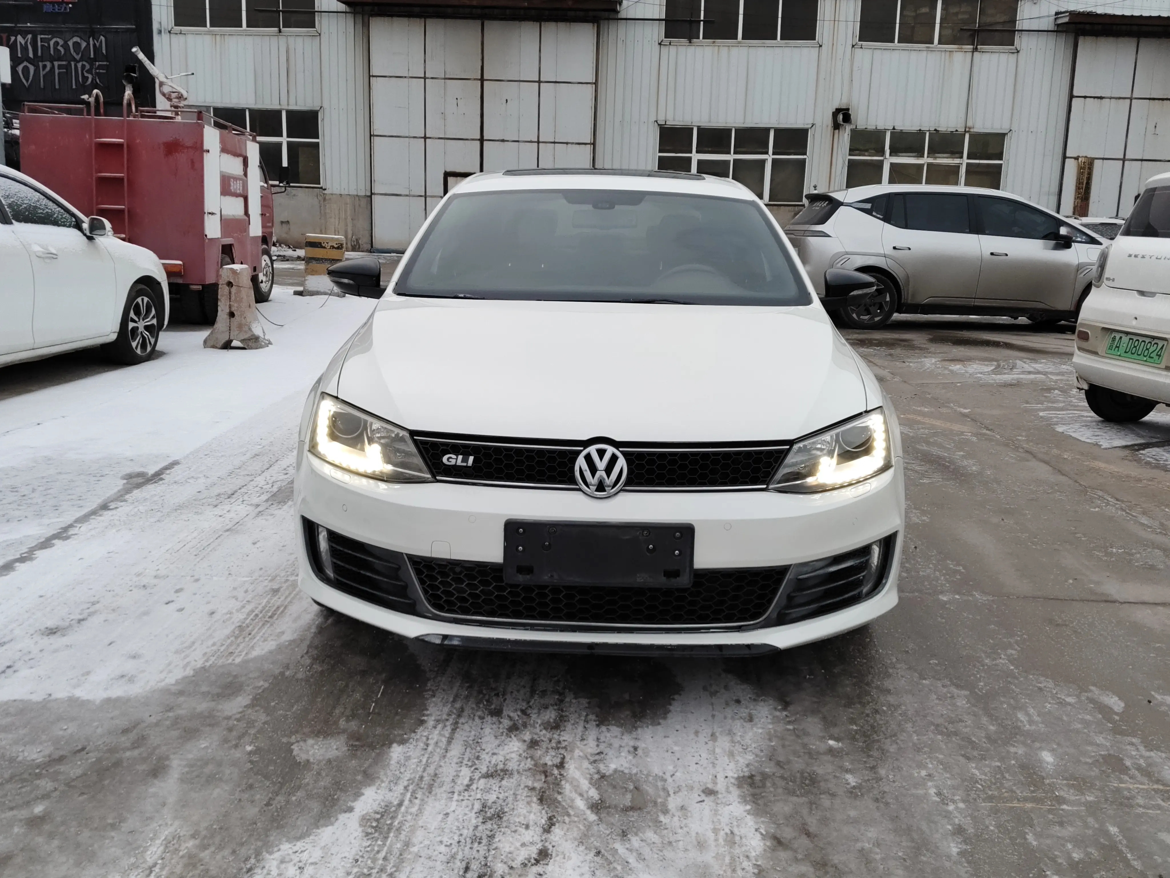 Volkswagen Sagitar  из Китая