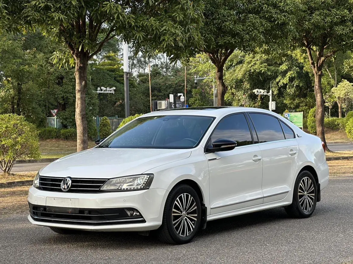 Volkswagen Sagitar  из Китая