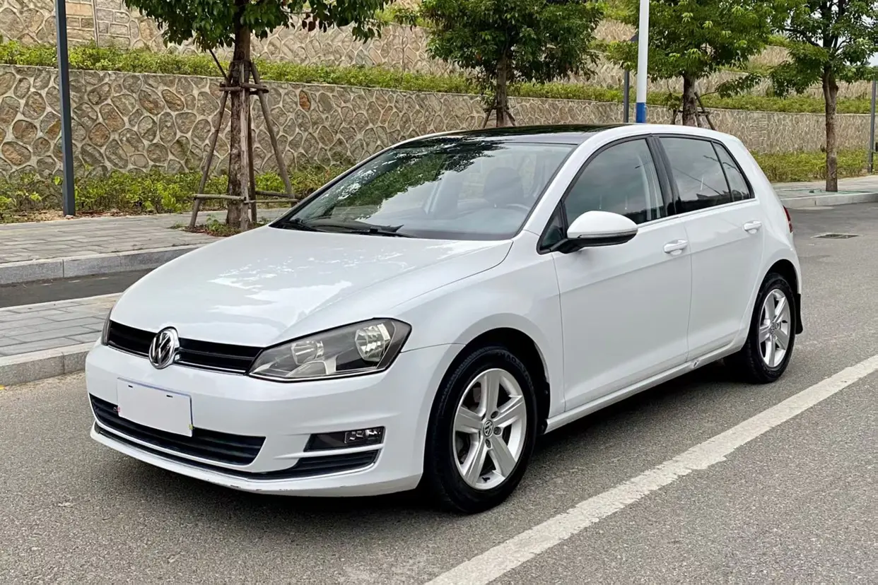 Volkswagen Golf  из Китая