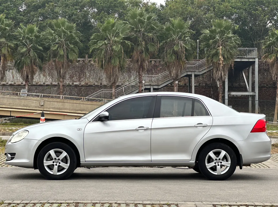 Volkswagen Bora  из Китая