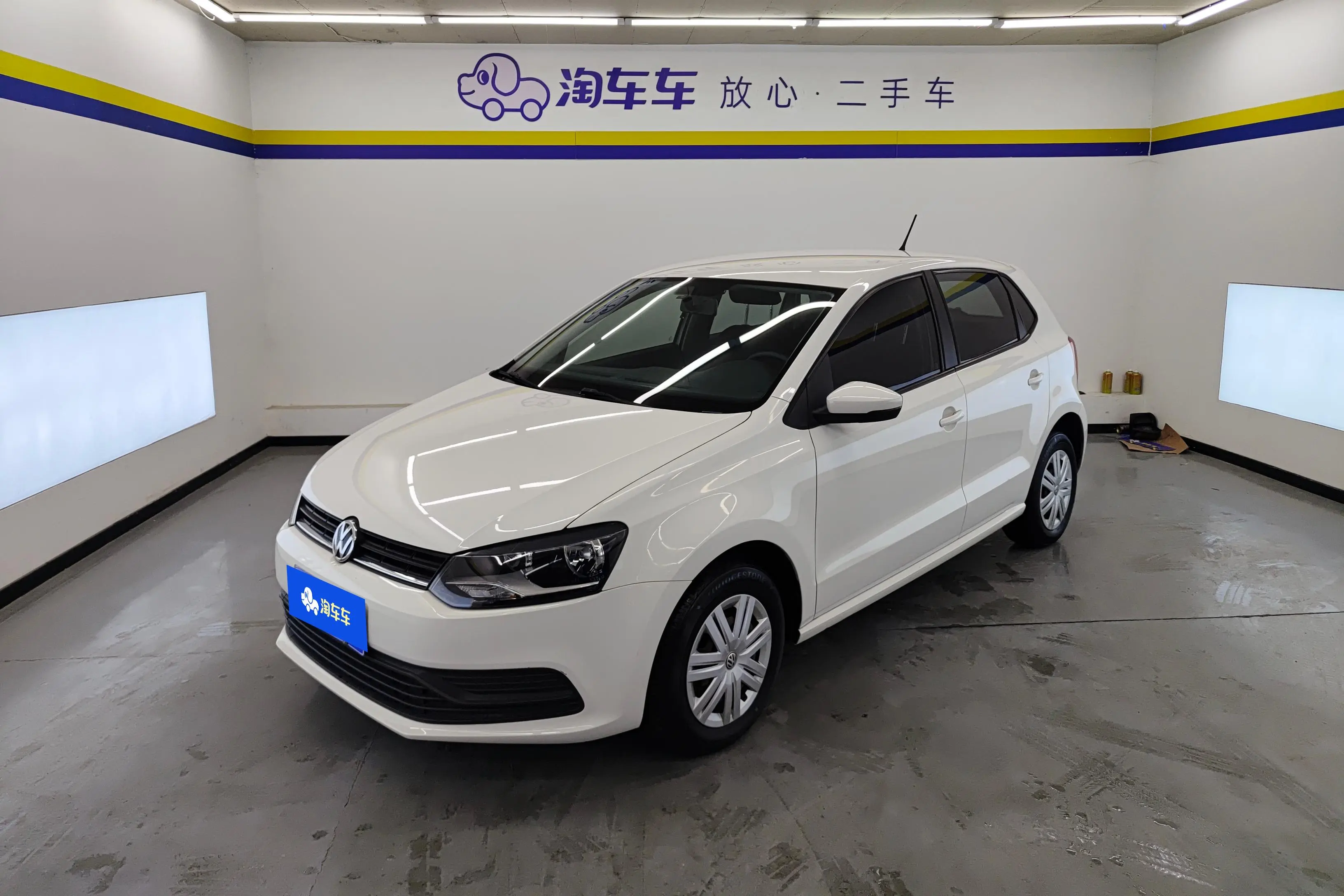 Volkswagen Polo  из Китая