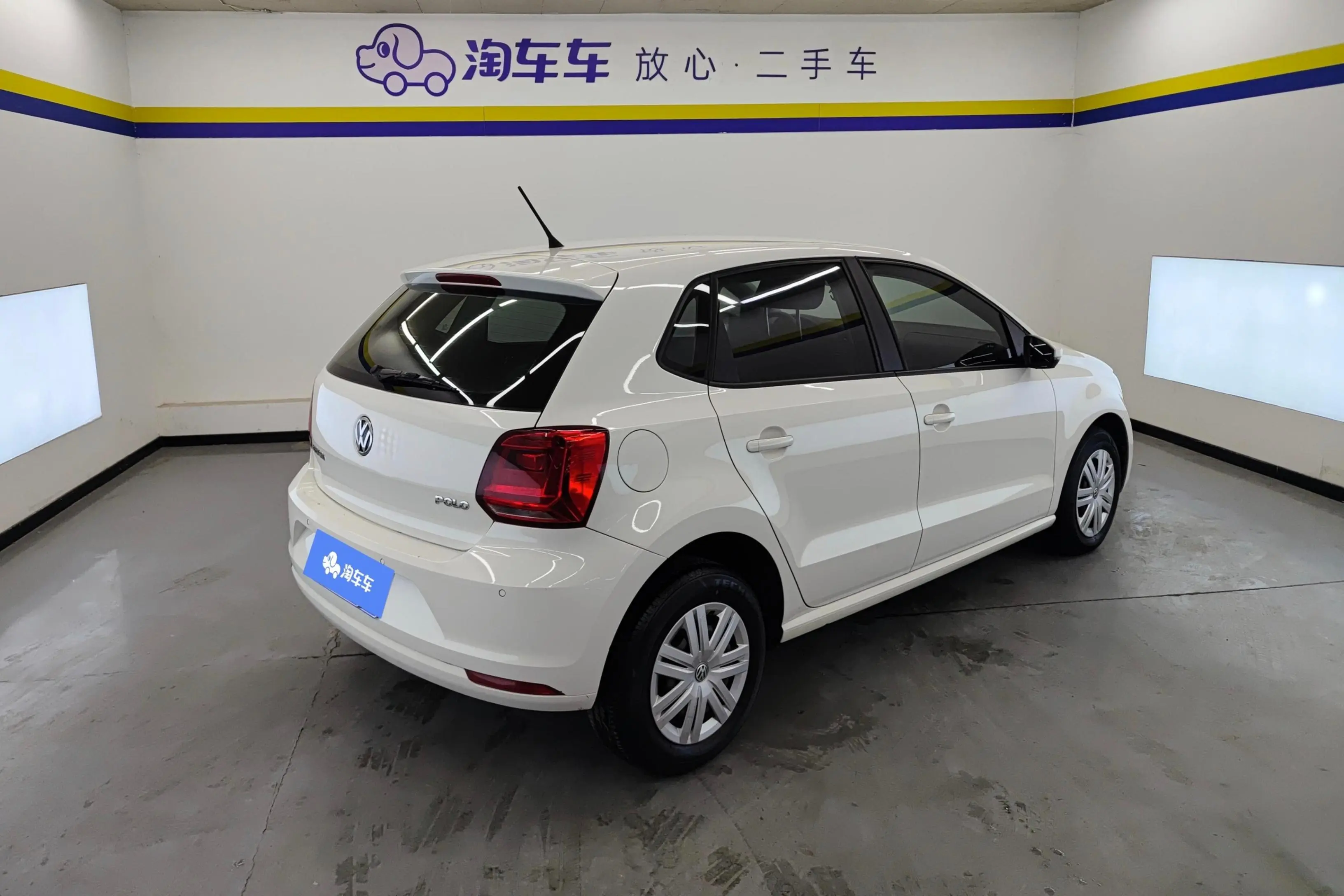 Volkswagen Polo  из Китая