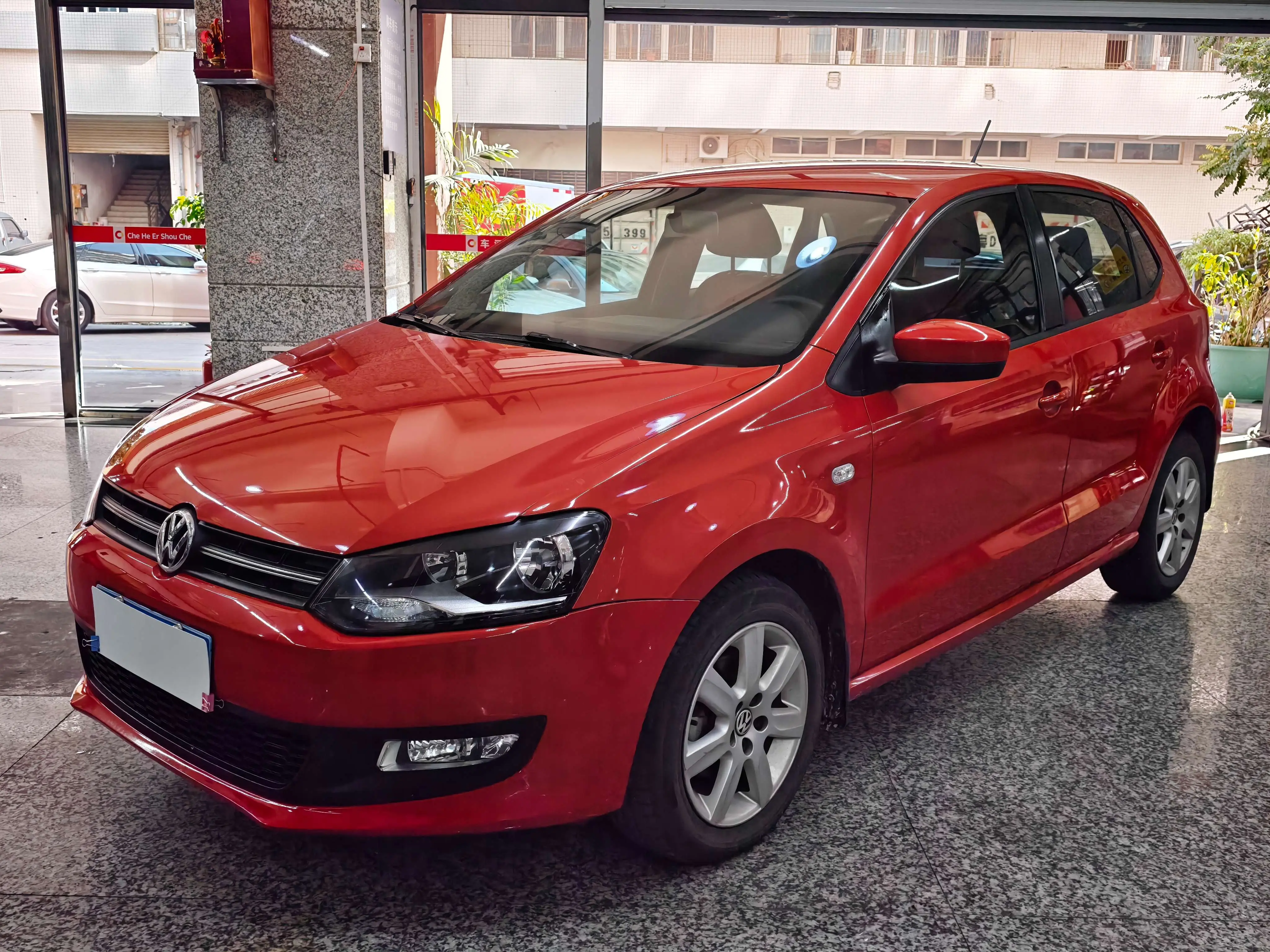 Volkswagen Polo  из Китая