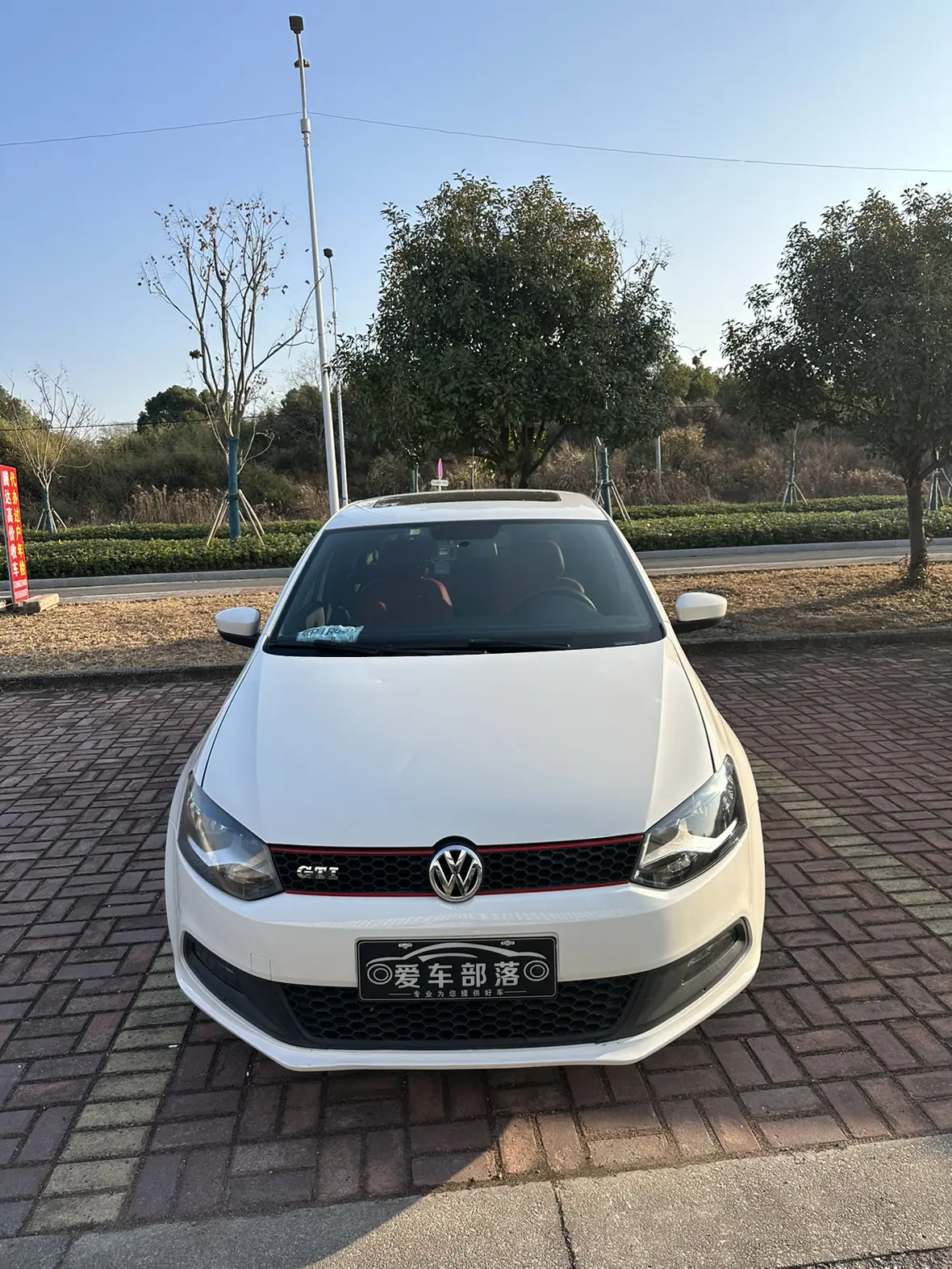 Volkswagen Polo  из Китая