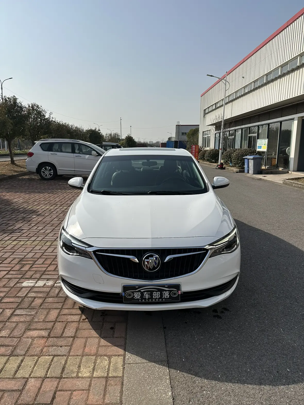 Buick Yinglang  из Китая