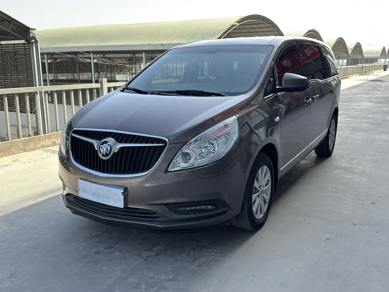 Buick GL8  из Китая