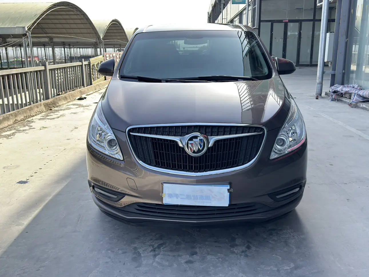 Buick GL8  из Китая