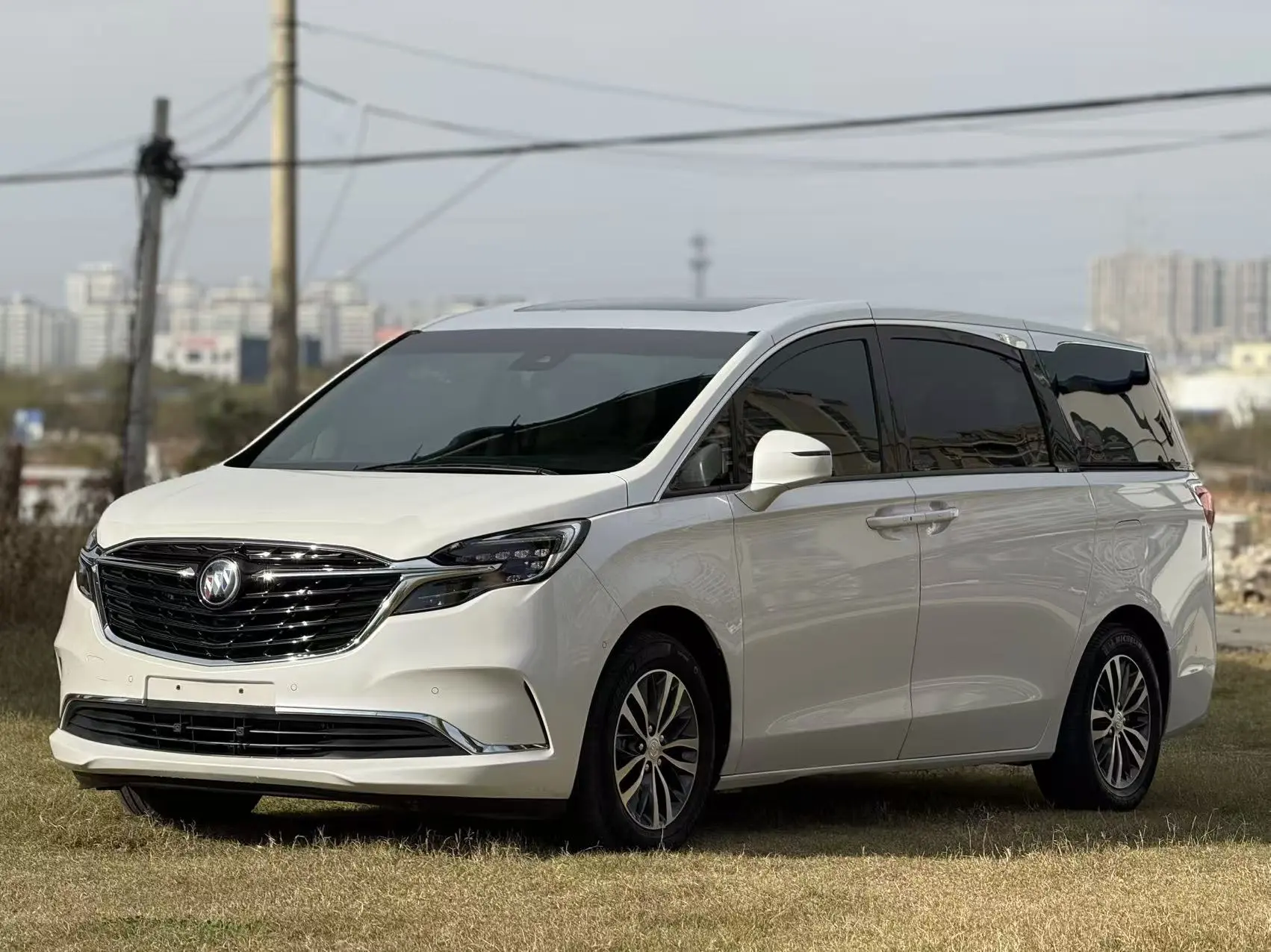 Buick GL8  из Китая