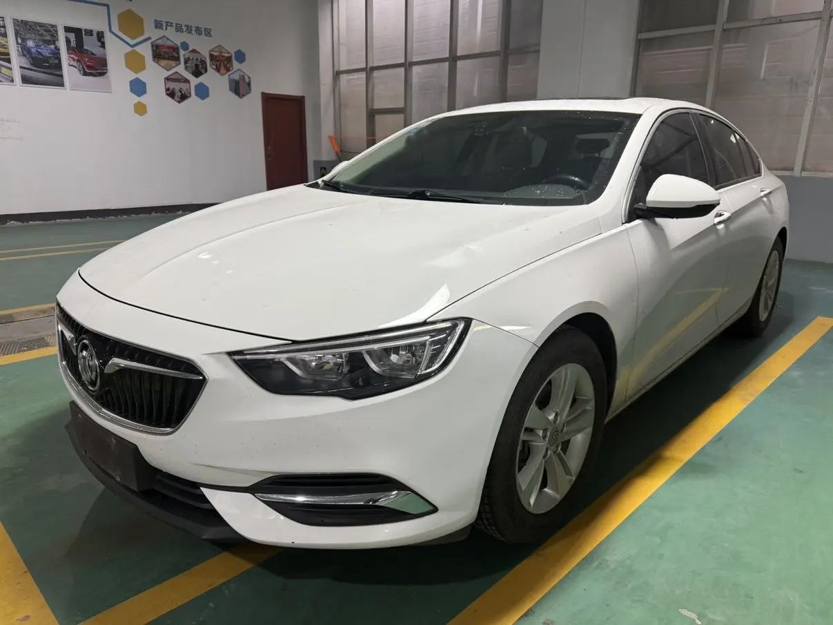 Buick Majesty  из Китая