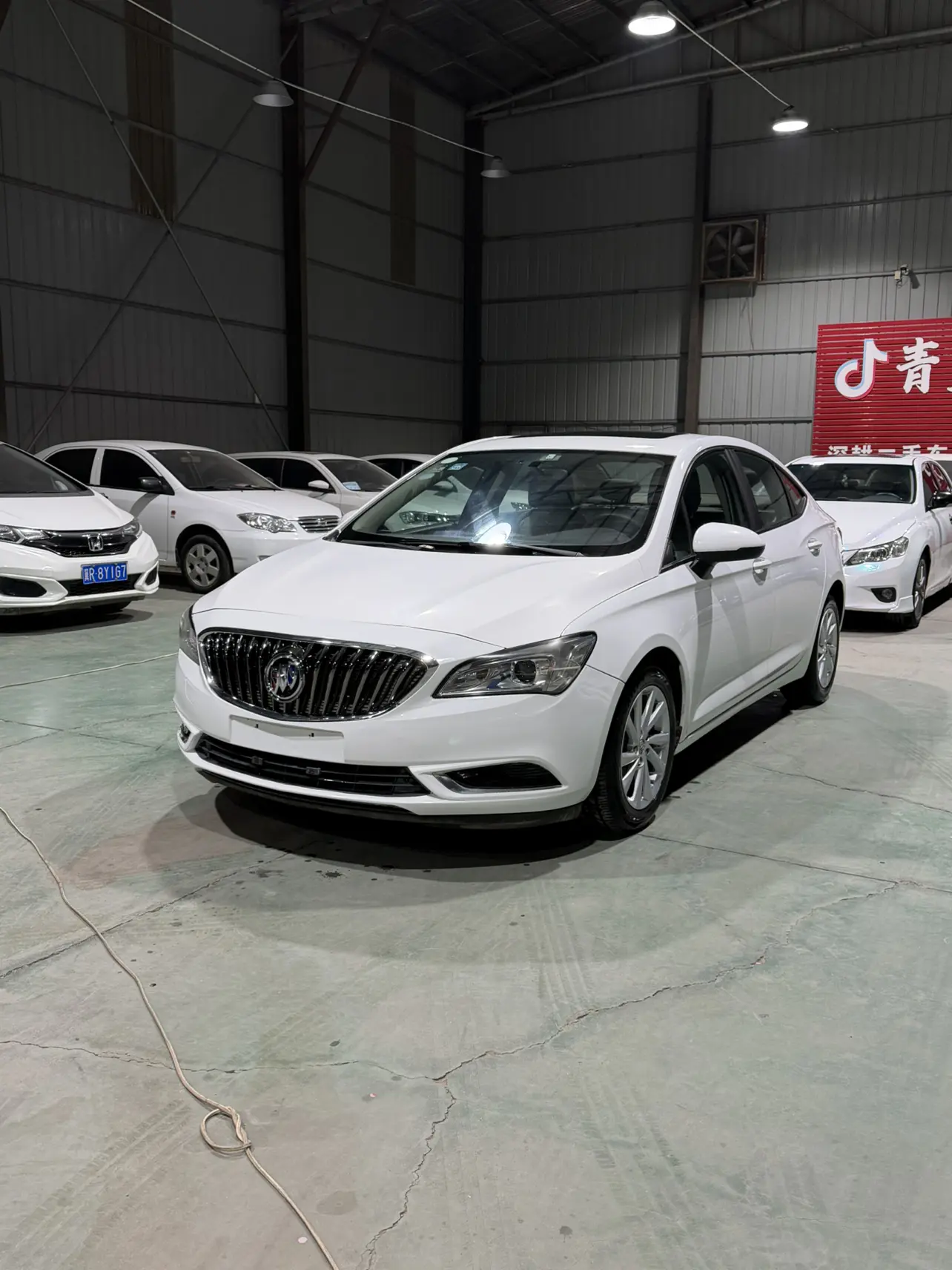 Buick Valeant  из Китая