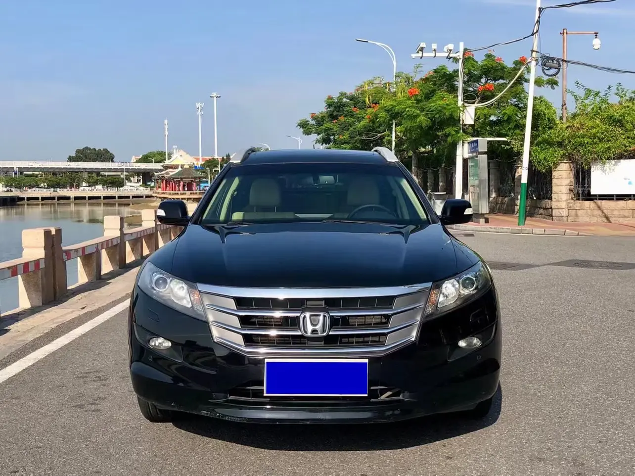 Honda Songs and poems  из Китая