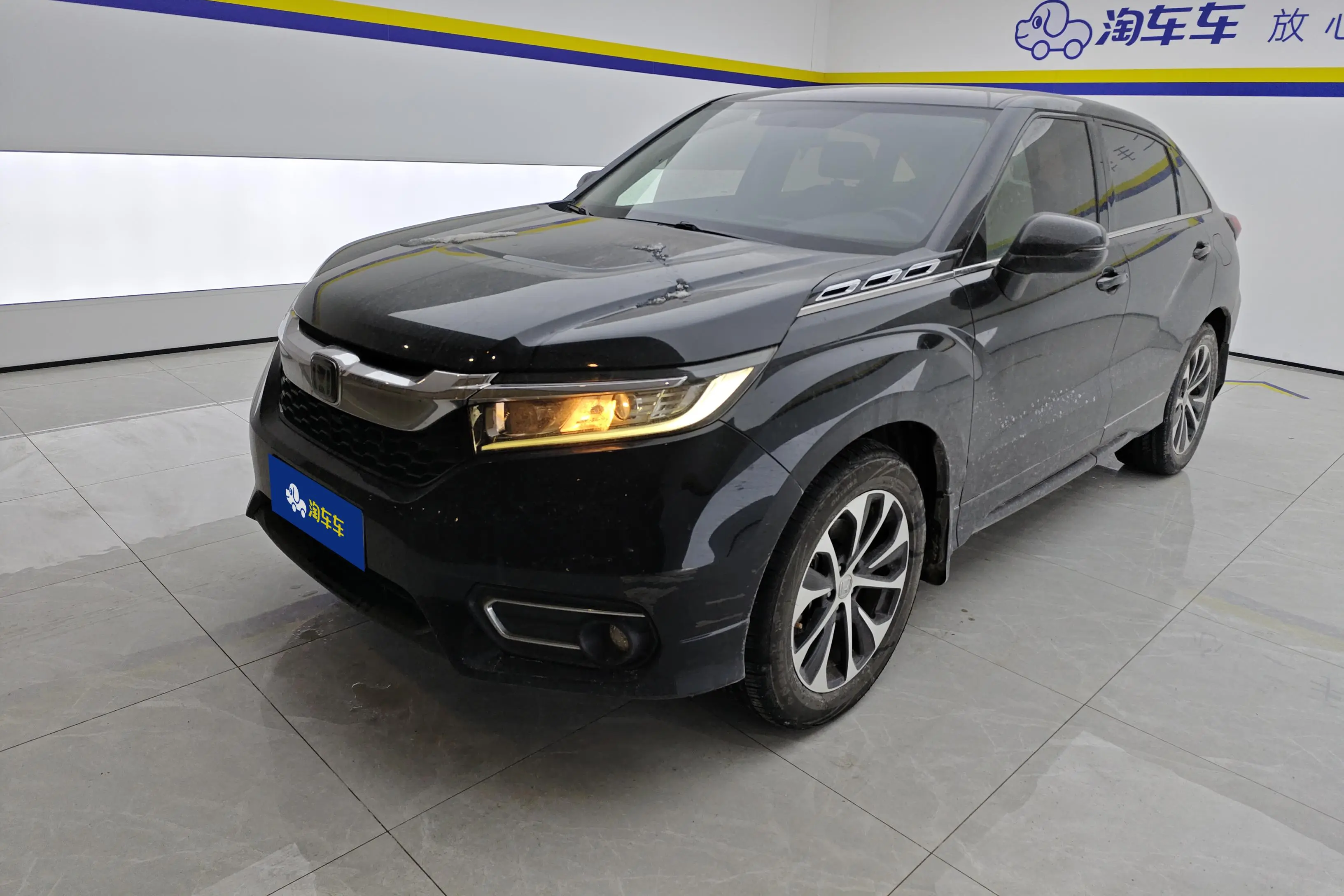 Honda Avancier (Crown Road)  из Китая