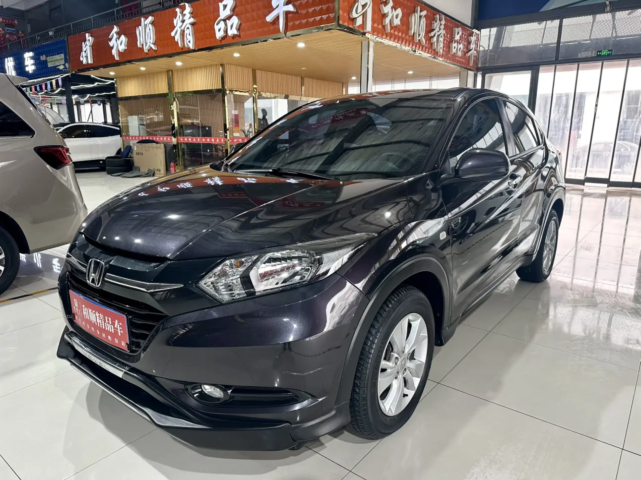 Honda Vezel (Binzhi)  из Китая