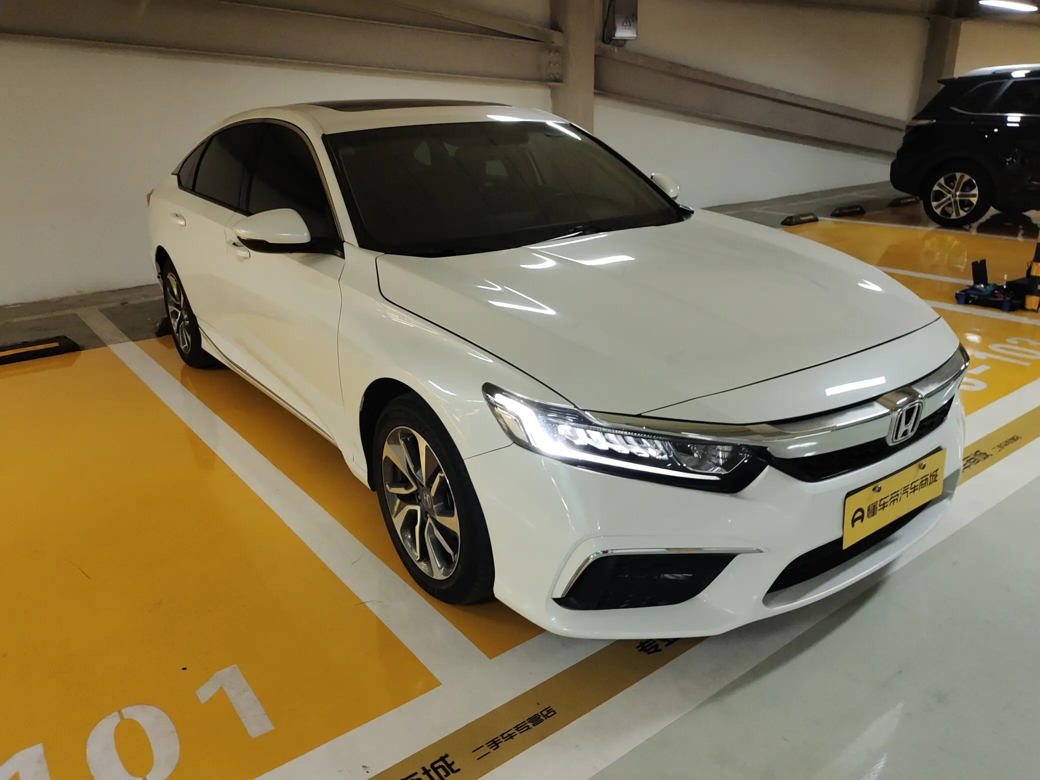 Honda Inspire (Yingshipai)  из Китая