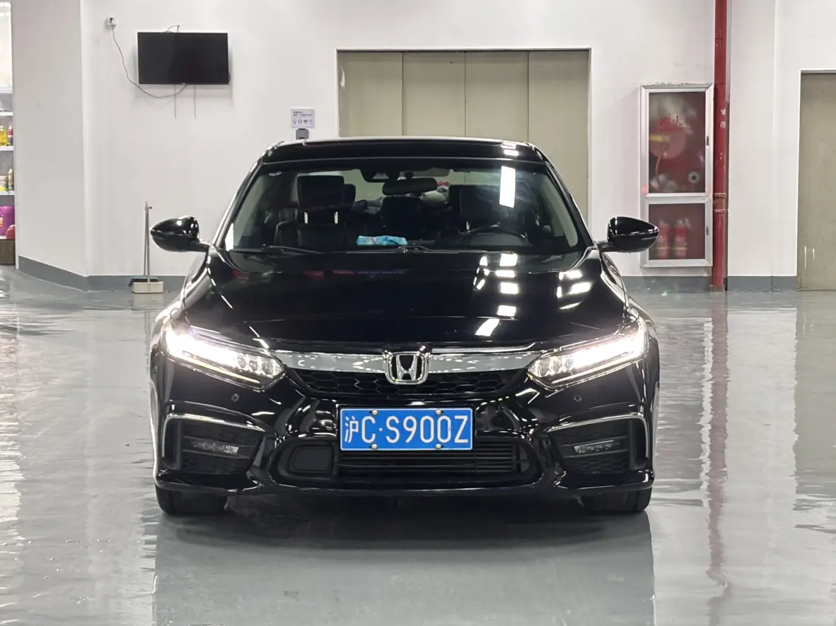 Honda Inspire (Yingshipai)  из Китая