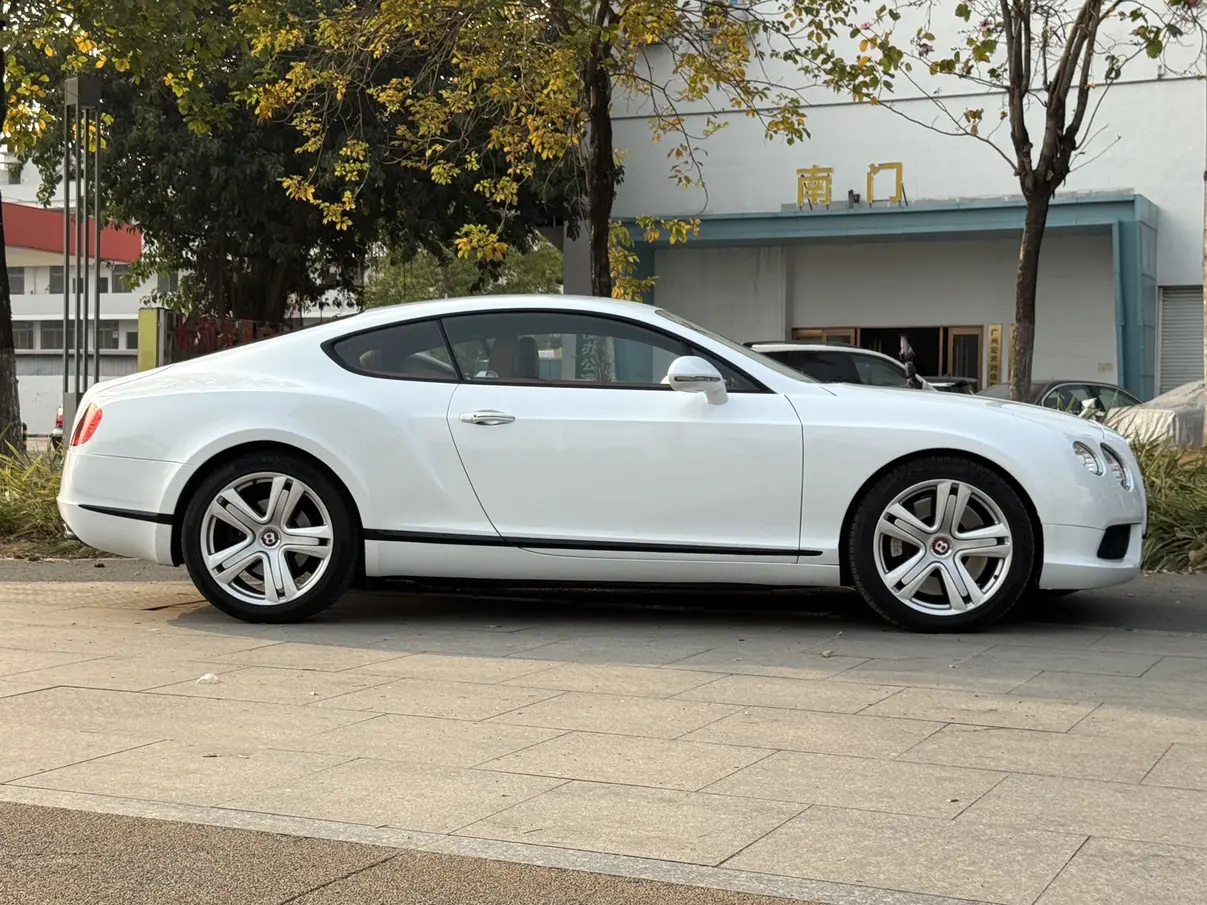 Bentley Continental  из Китая