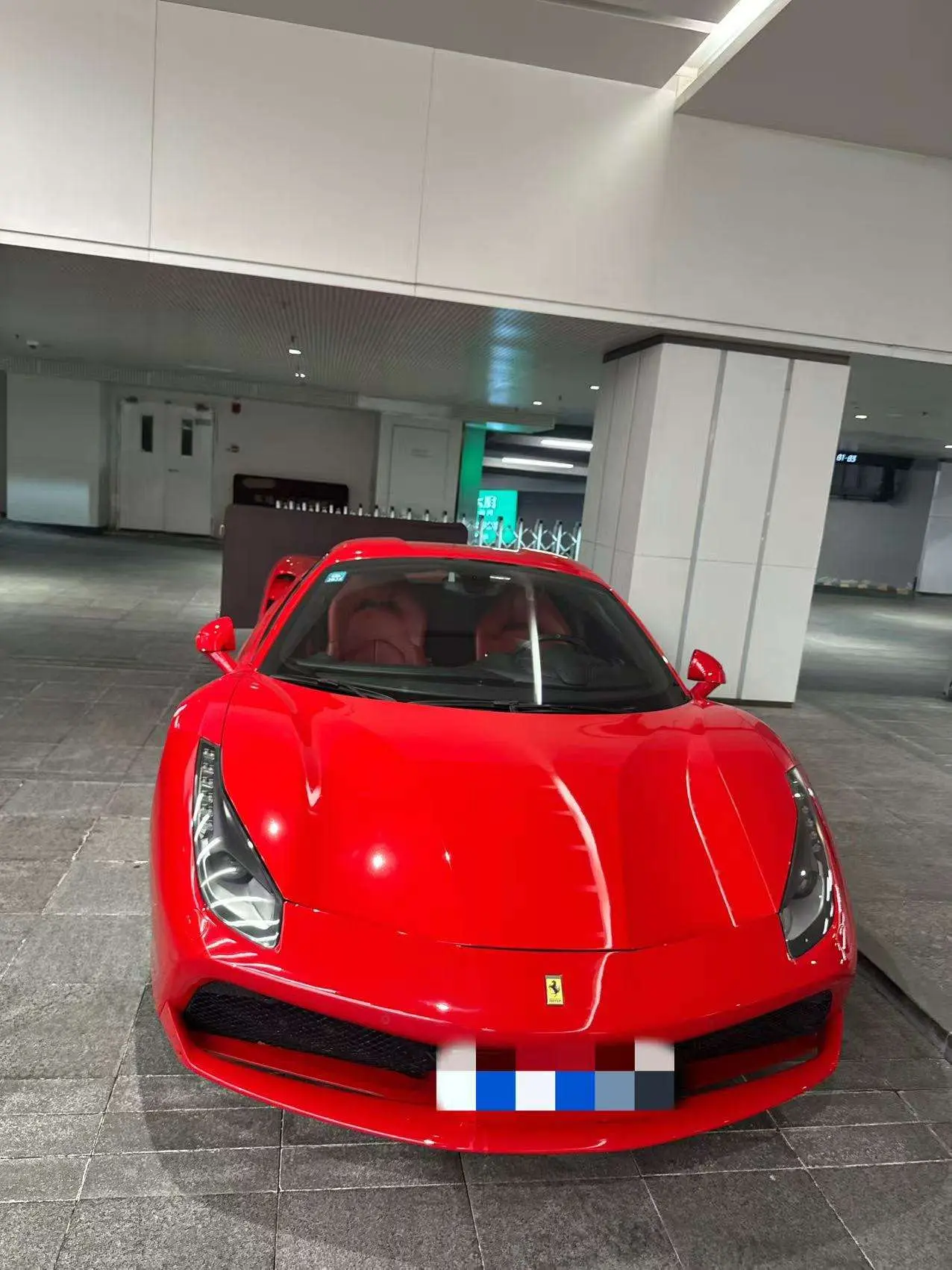 Ferrari 488  из Китая