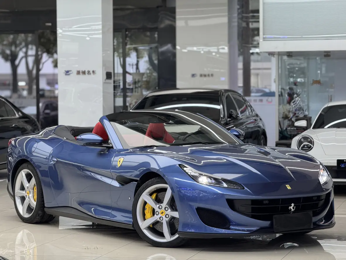 Ferrari Portofino  из Китая