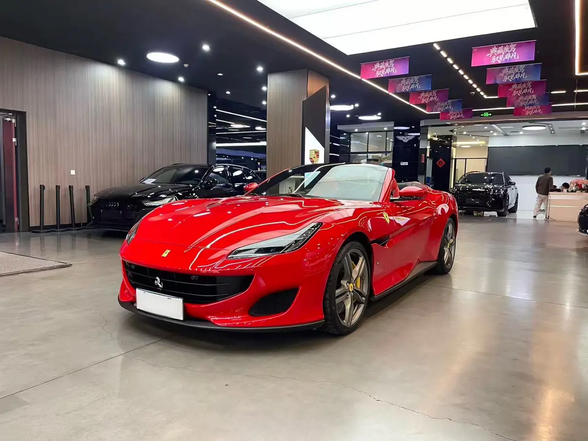 Ferrari Portofino  из Китая