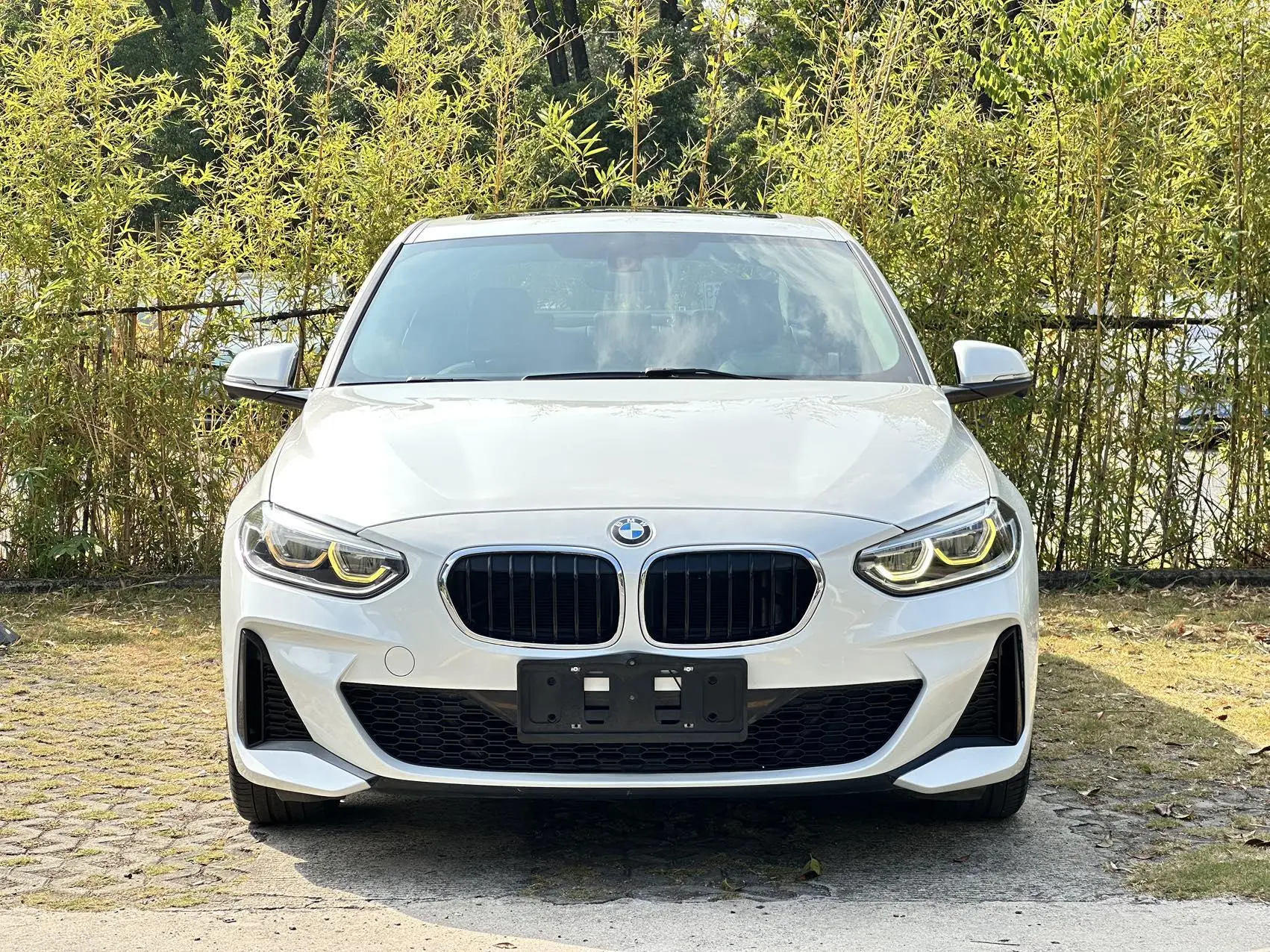 BMW 1 Series  из Китая