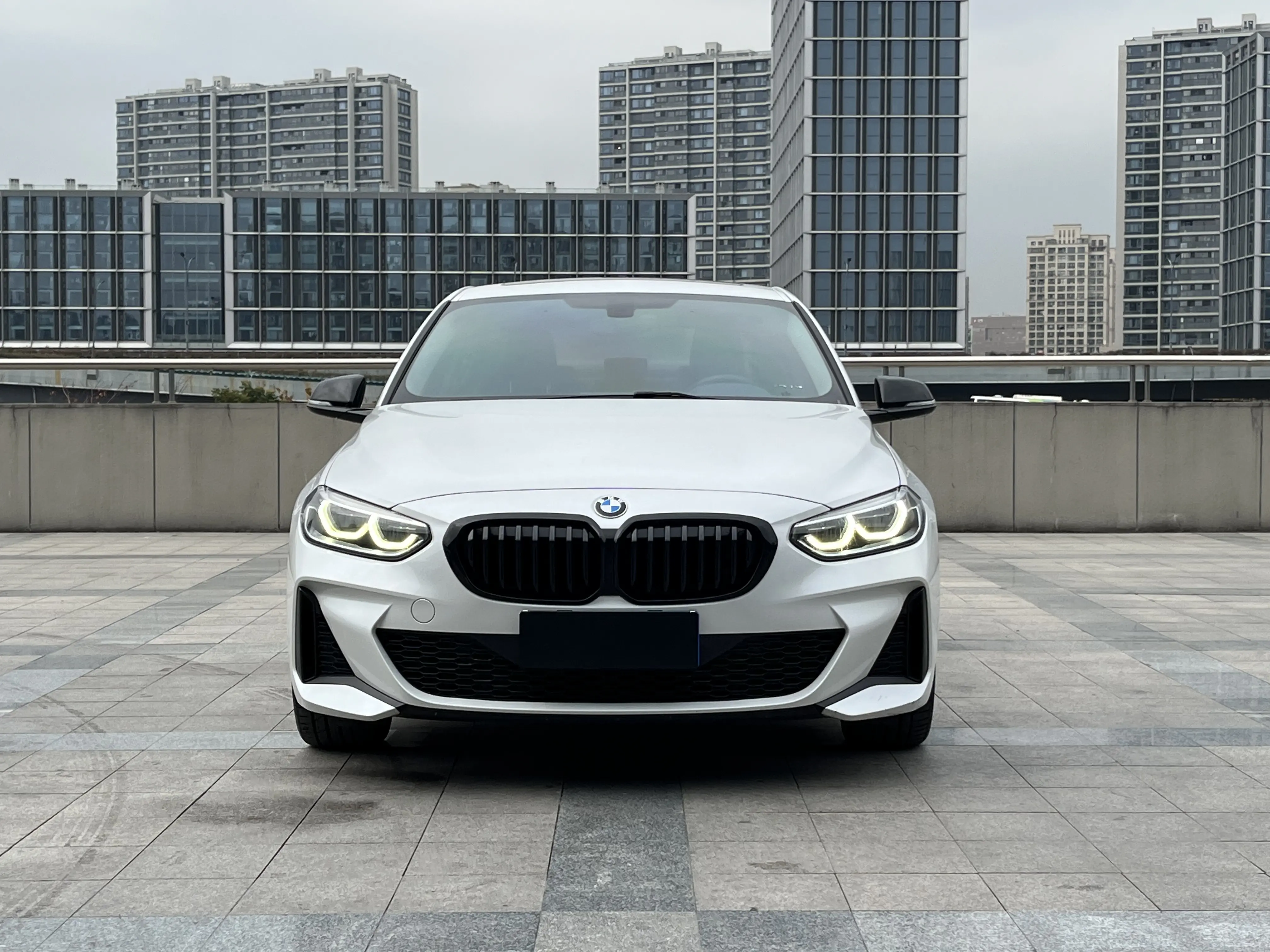 BMW 1 Series  из Китая