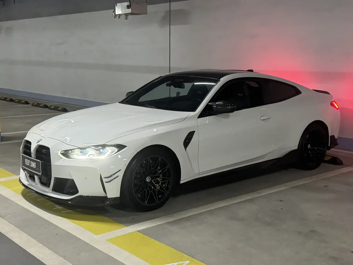 BMW M4  из Китая