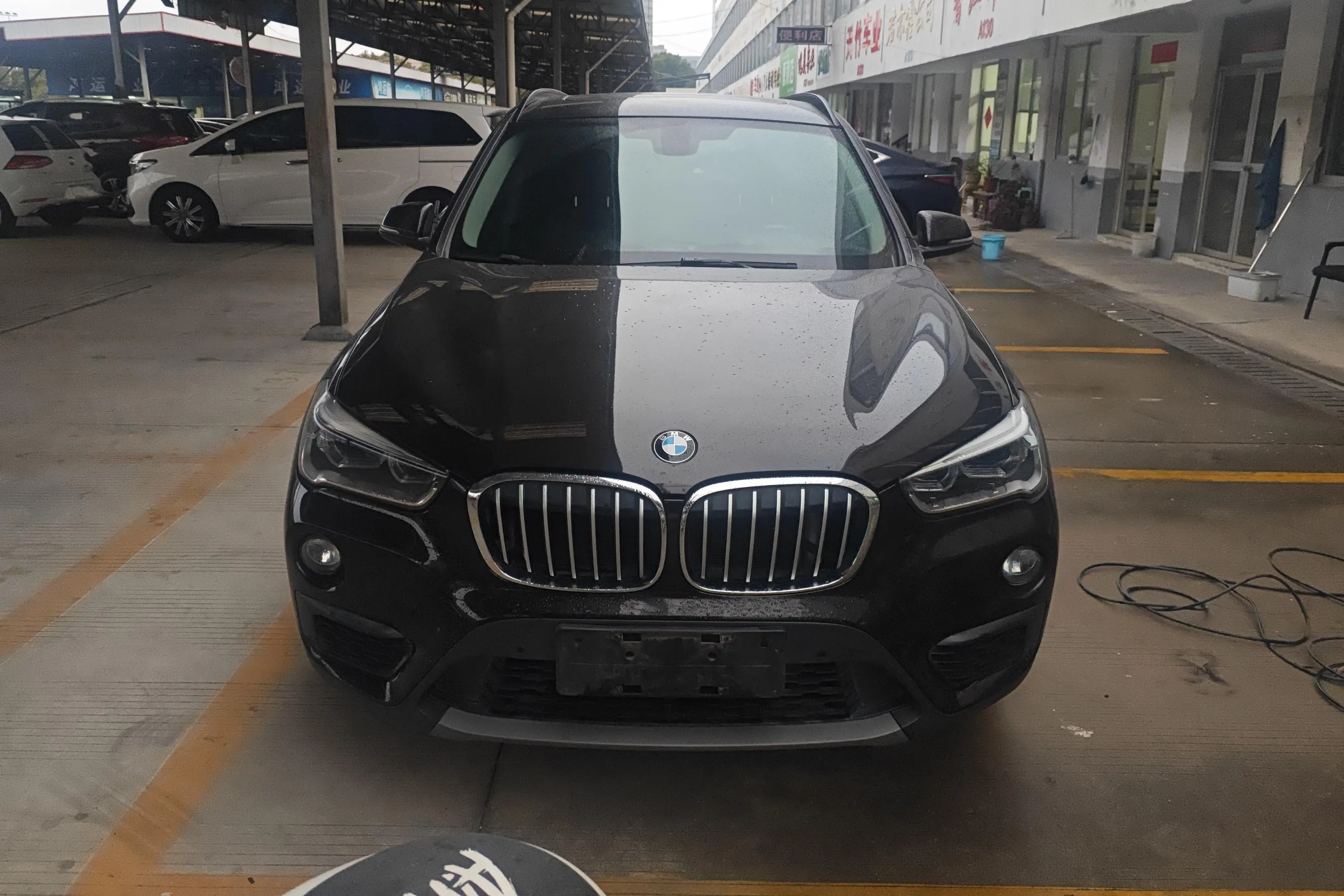 BMW X1  из Китая