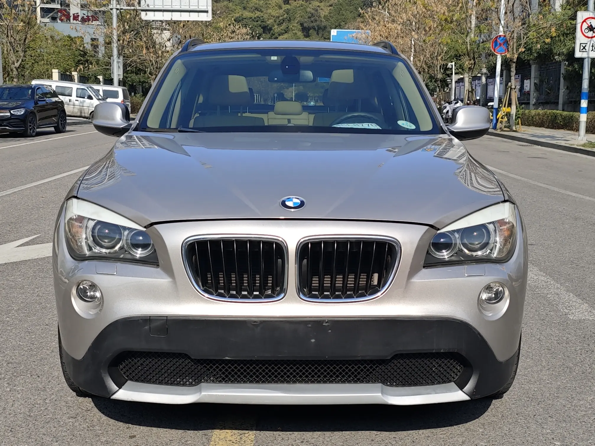 BMW X1  из Китая