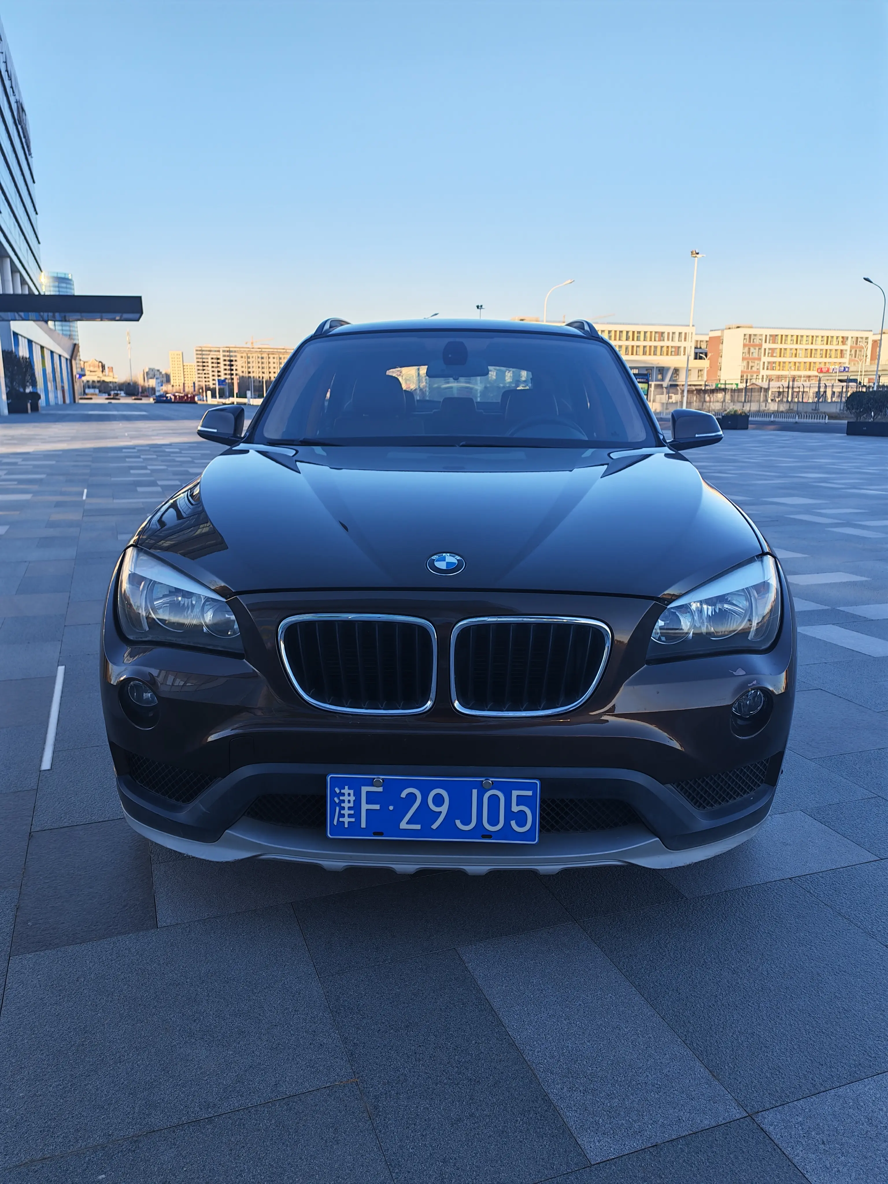 BMW X1  из Китая