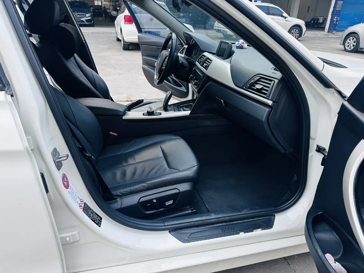 BMW 3 Series  из Китая