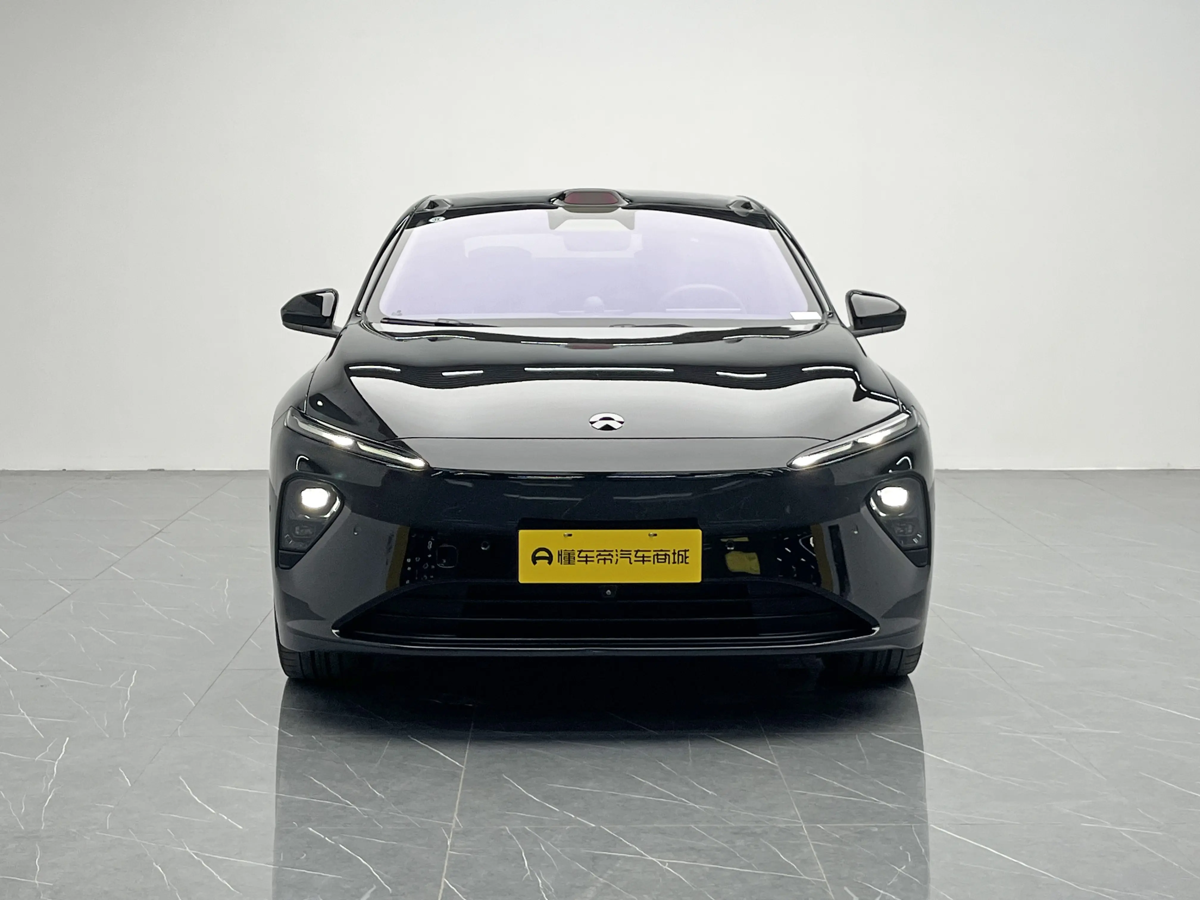 NIO ET7  из Китая