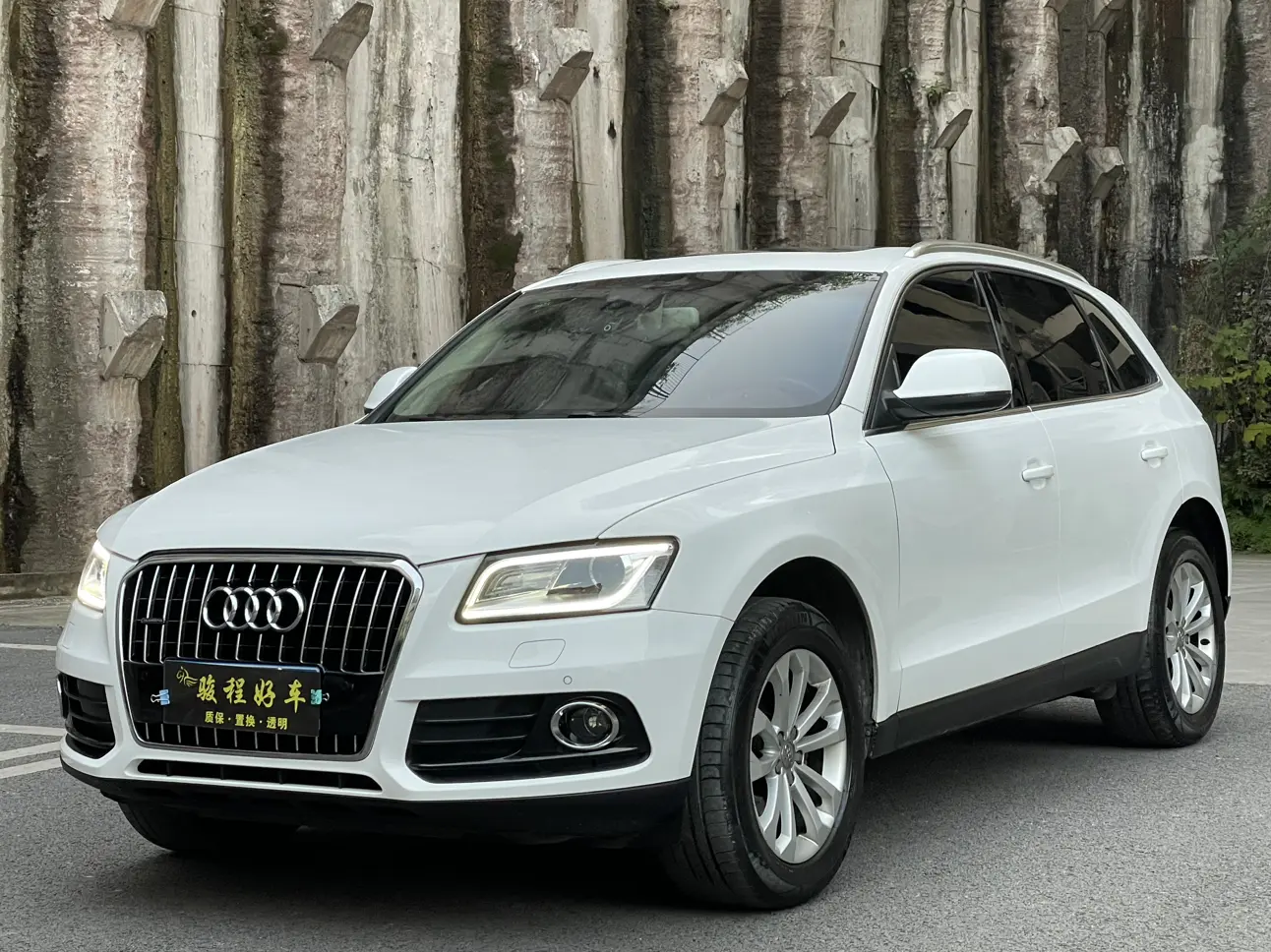 Audi Q5  из Китая