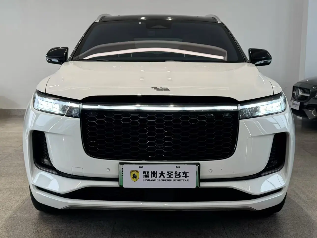 Li ONE (Ideal ONE)  из Китая