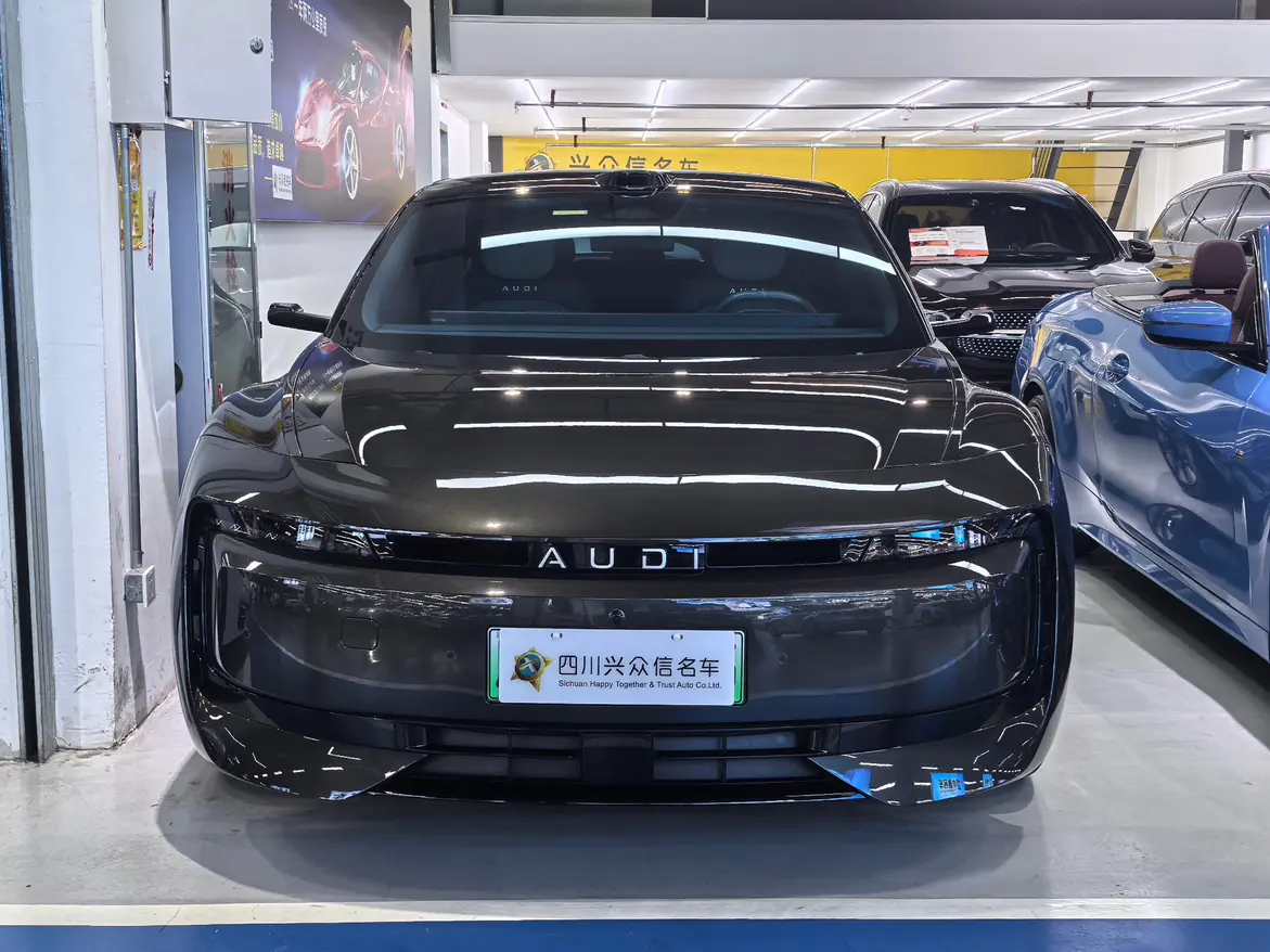 AUDI Audi E5 Sportback  из Китая