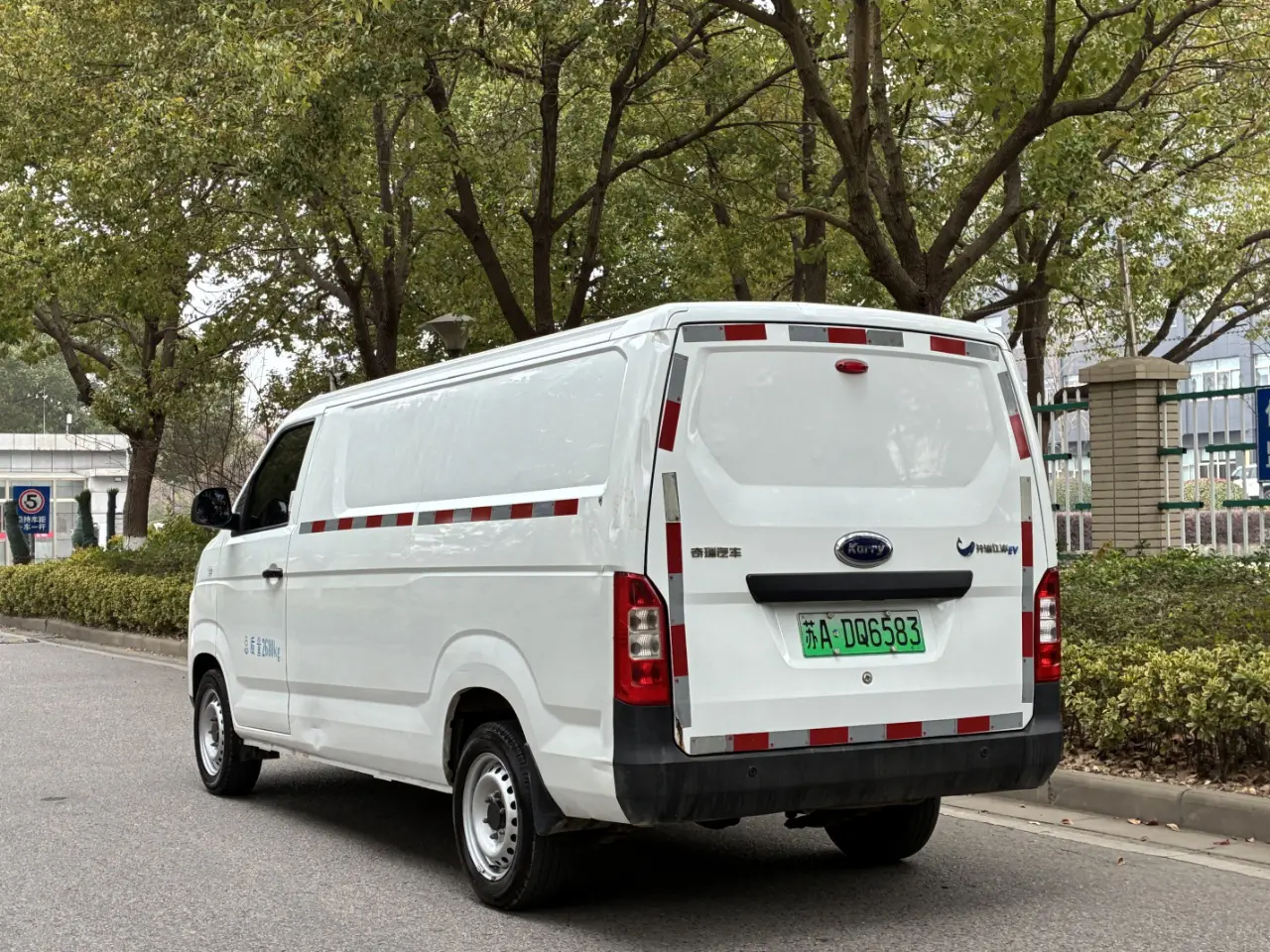 Carrier Finless porpoise  из Китая