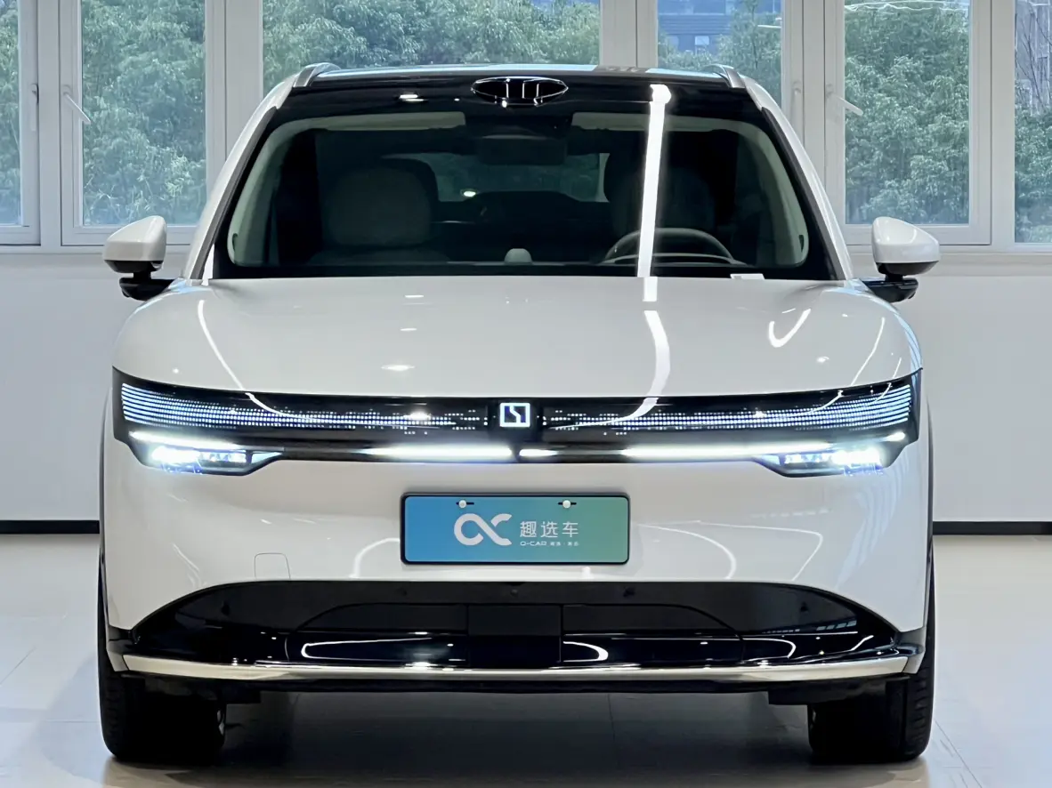 ZEEKR 7X  из Китая