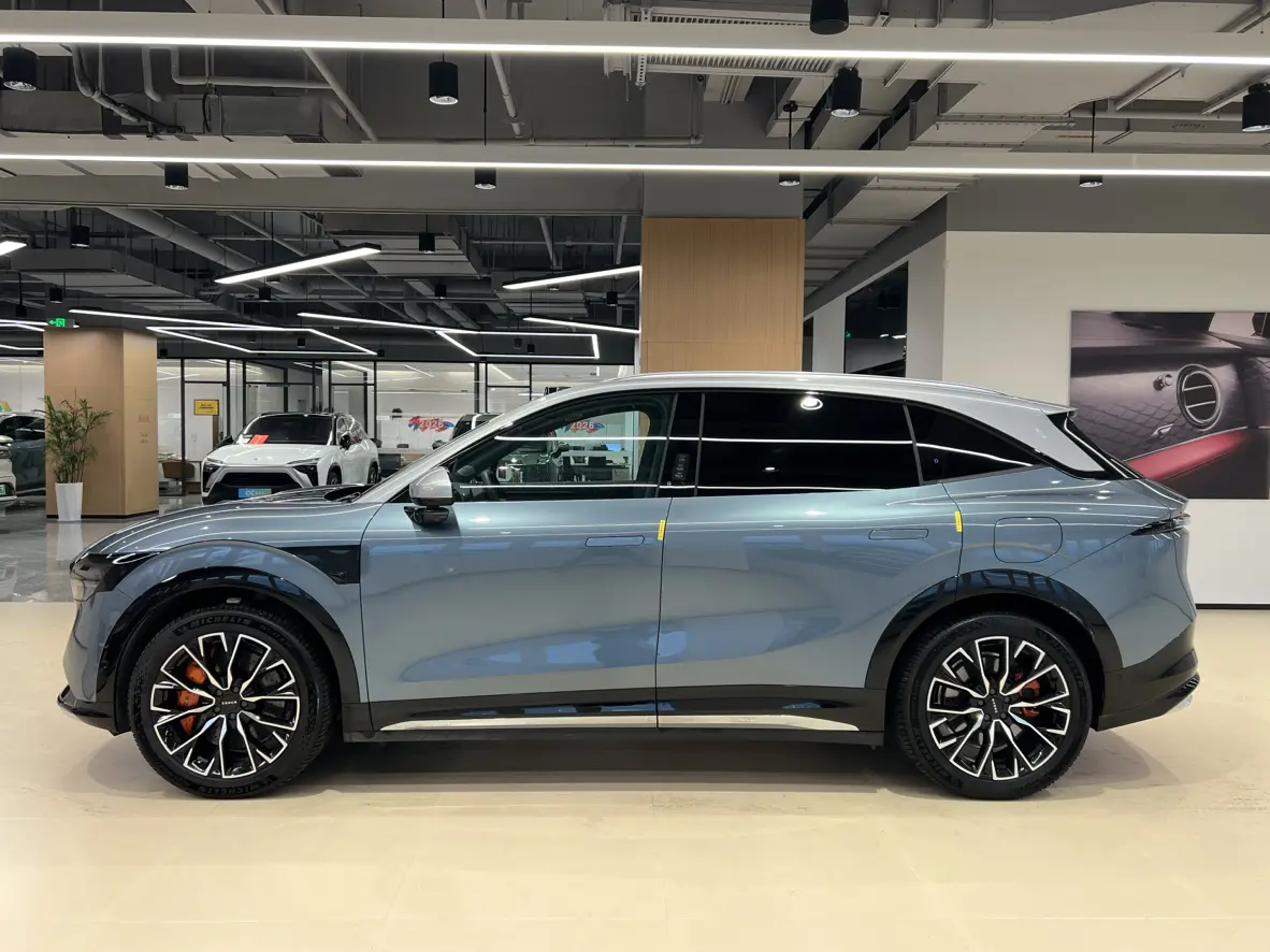 ZEEKR 7X  из Китая