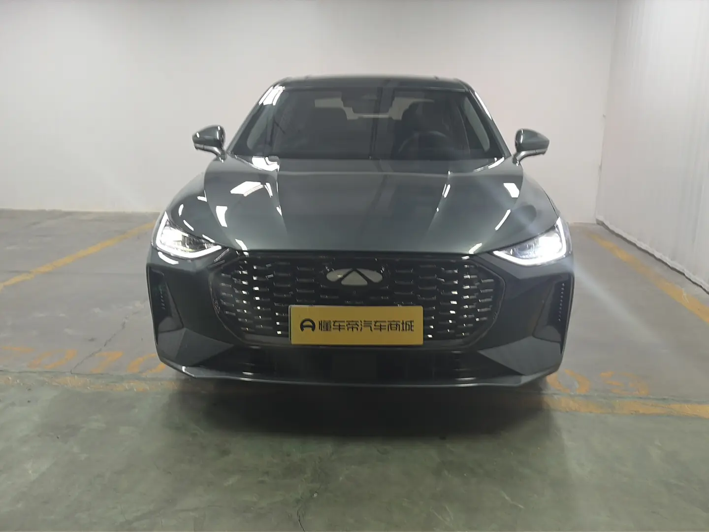 Chery Fengyun A8L  из Китая