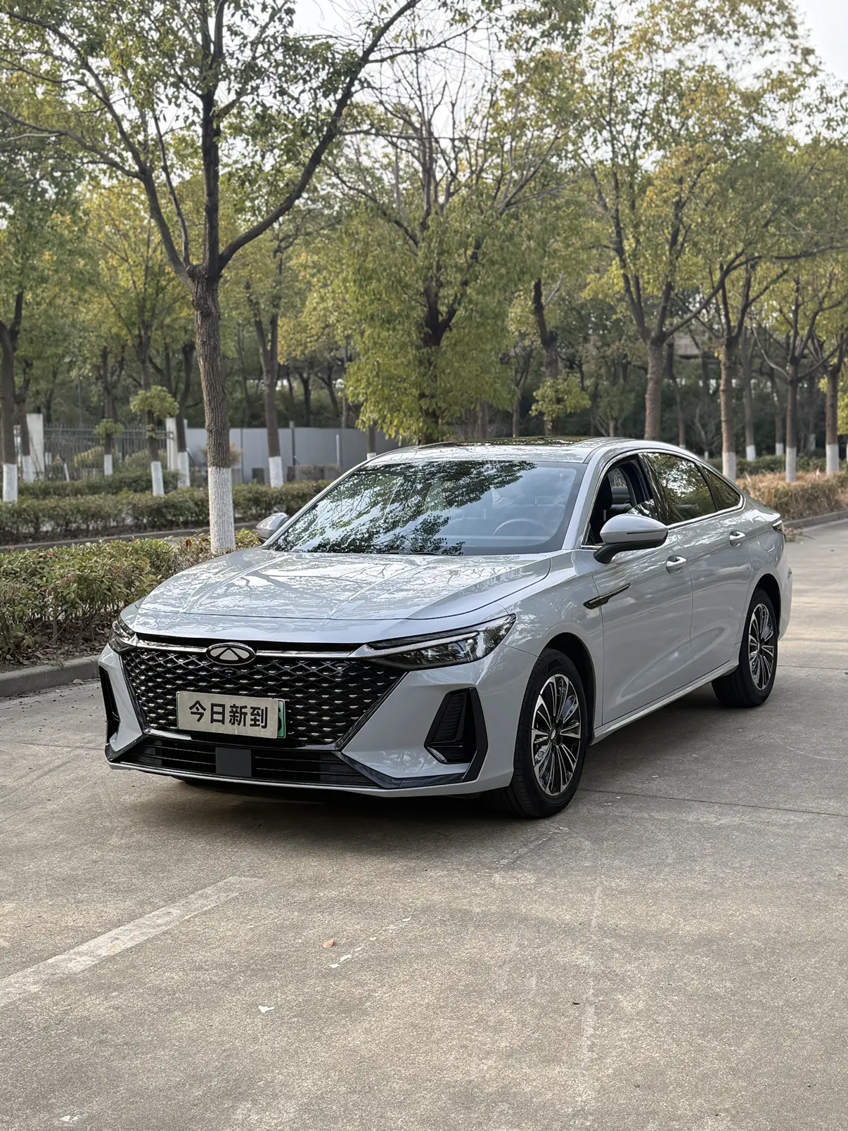 Chery Fengyun A8  из Китая