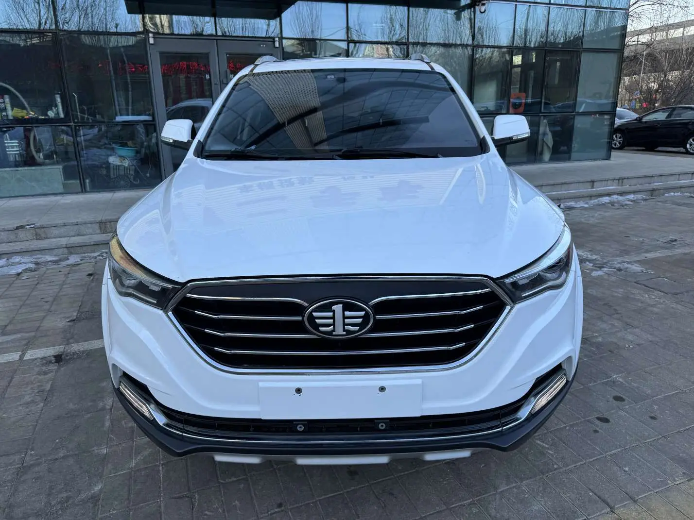 FAW Bestune X40 (Besturn X40)  из Китая