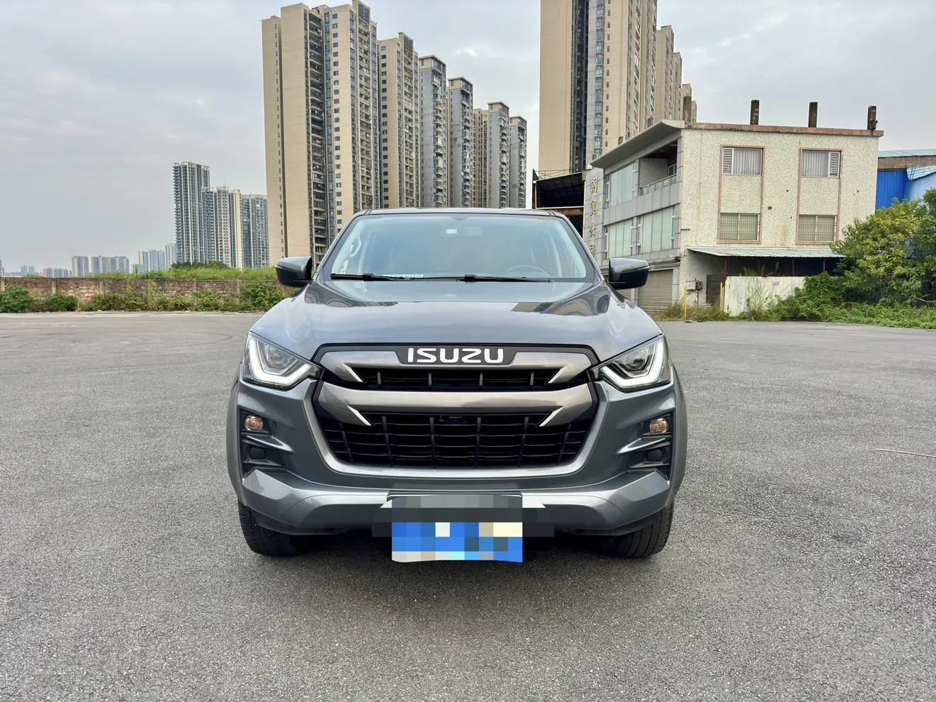 Isuzu Suzutaku  из Китая