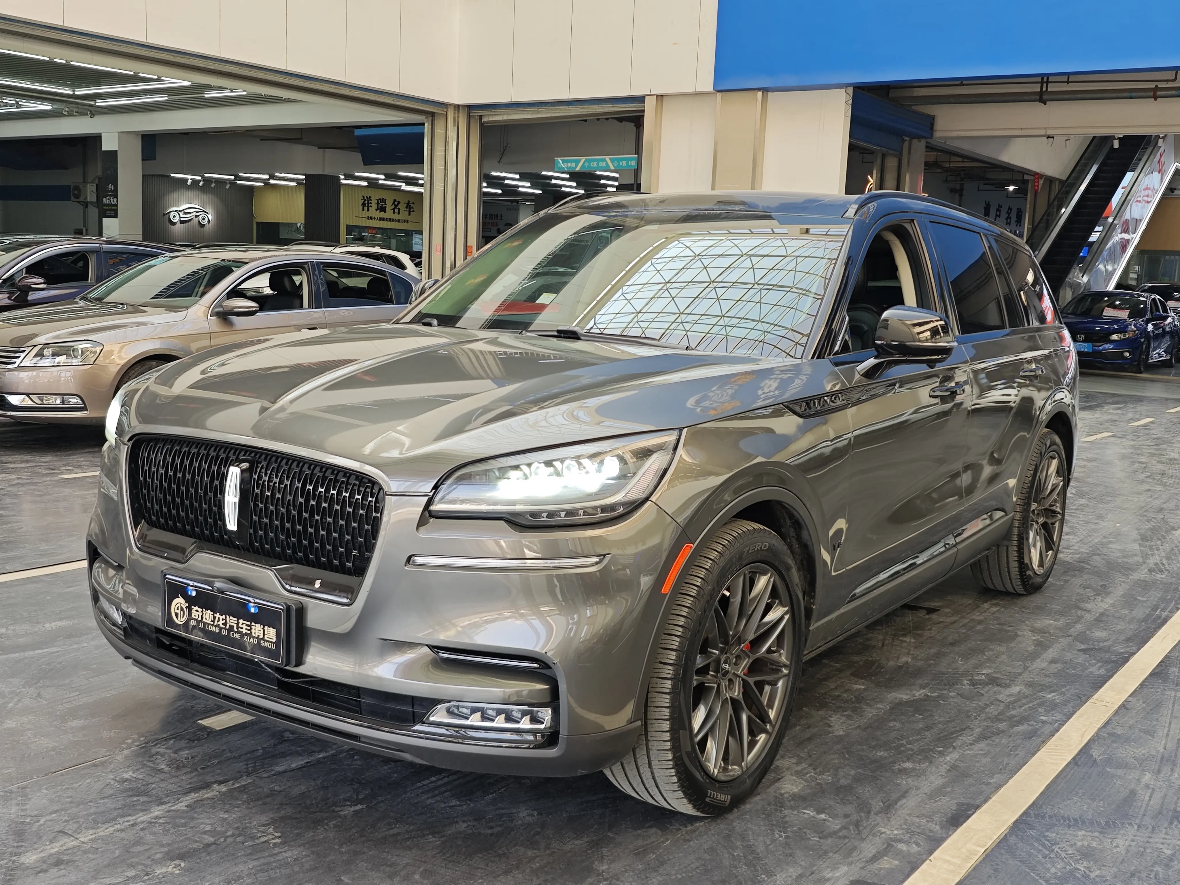 Lincoln Aviator  из Китая